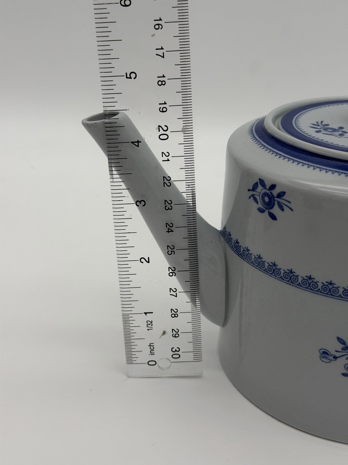 Vintage Spode Blue Gloucester Teapot 5 5/8" high England New Stone Porcelain