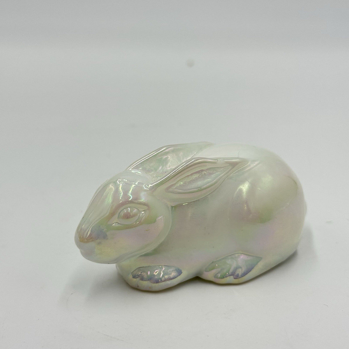 Vintage Mosser Art Glass Iridesent Bunny Rabbit Figurine White Small Easter 1”x3