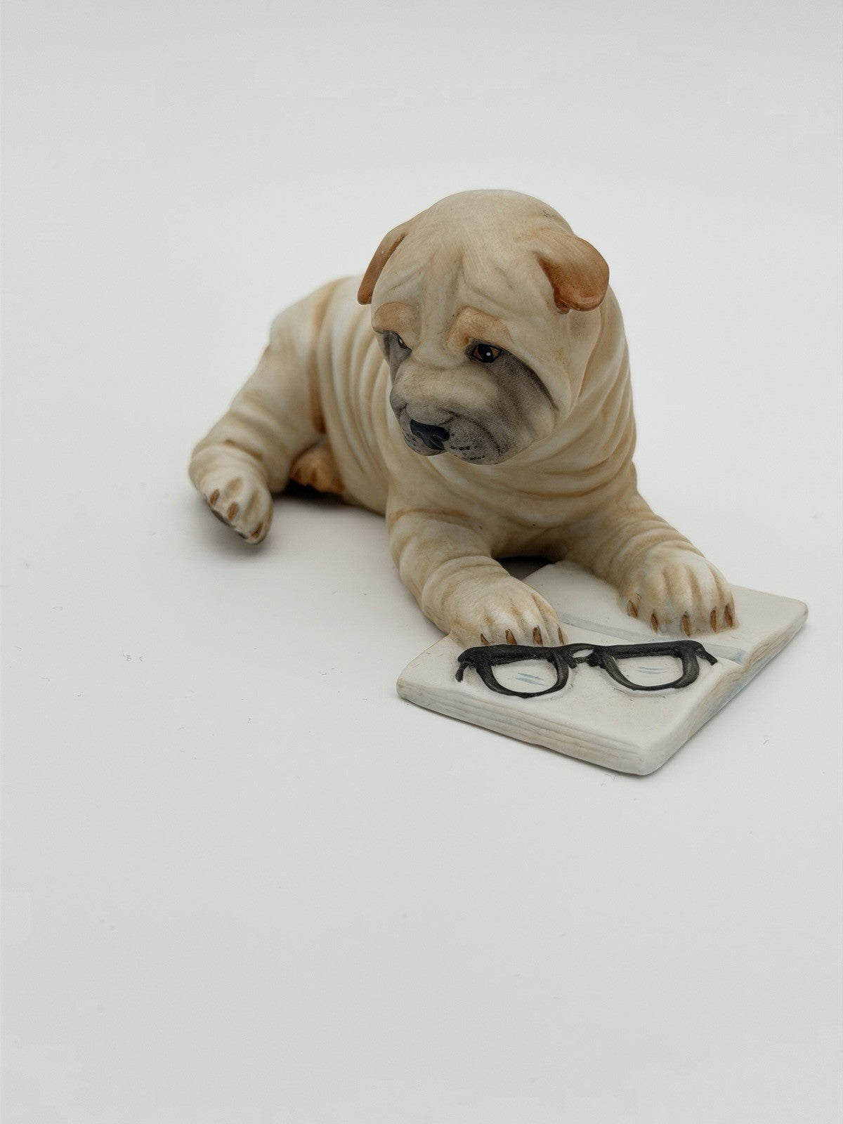 Franklin Mint Porcelain Shar-pei Dog Puppy Painted Vintage Figurine 3”x5”