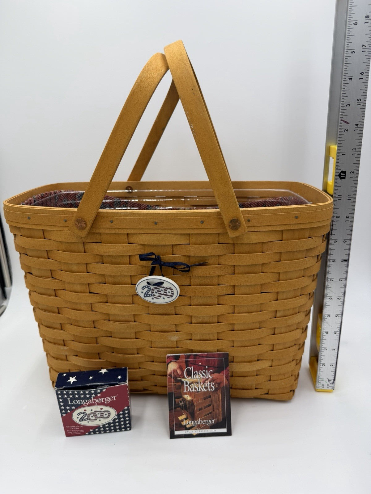 Longaberger 2001 Large American Flag Magazine Basket Protector Linen
