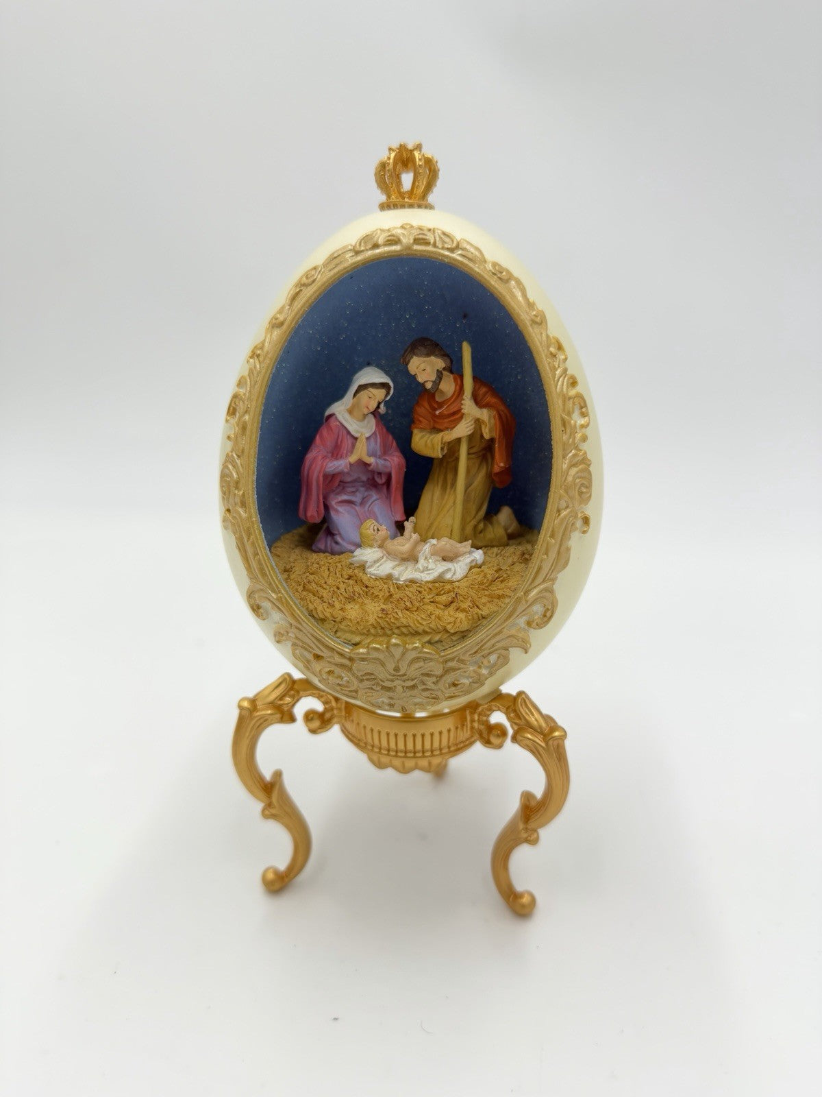 Vintage AVON Holiday Treasures Nativity Holy Family Egg Scene  Resin Gold Accent