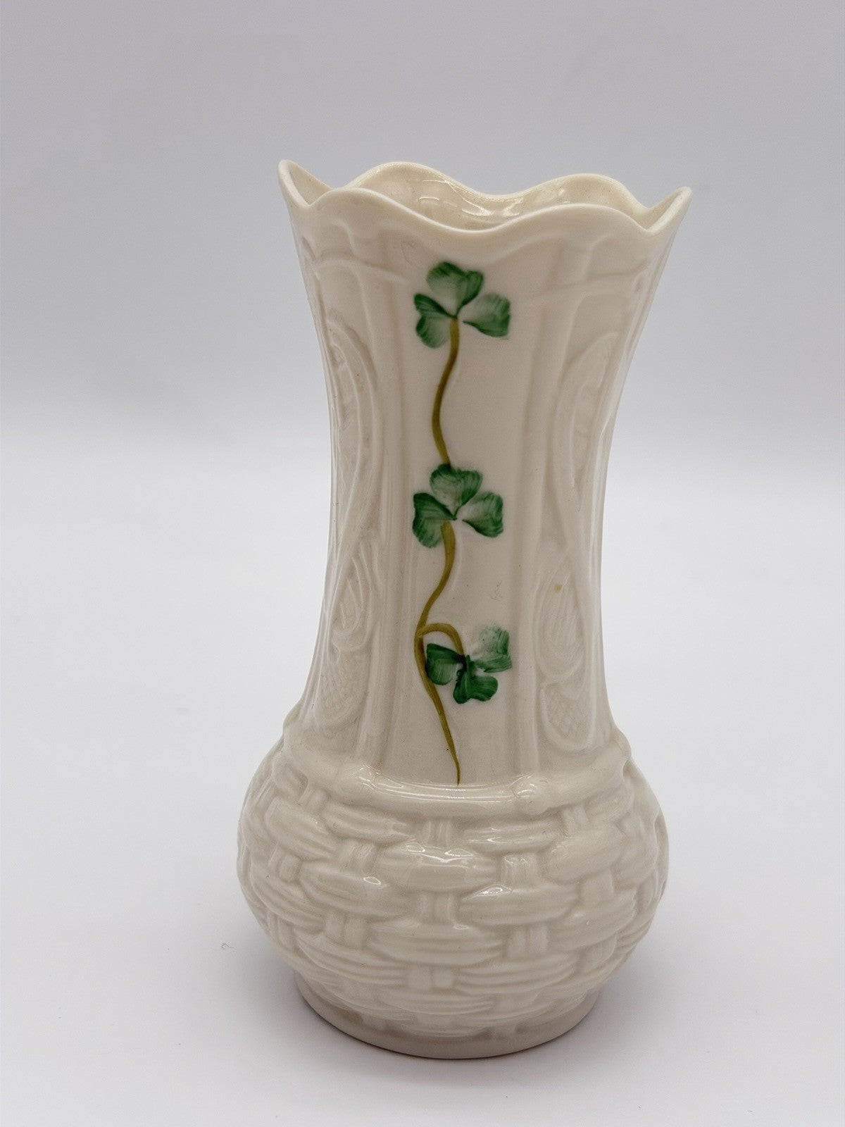 Belleek Ireland Porcelain Shamrock Embossed 5" Kells Bud Vase Millennium 2000