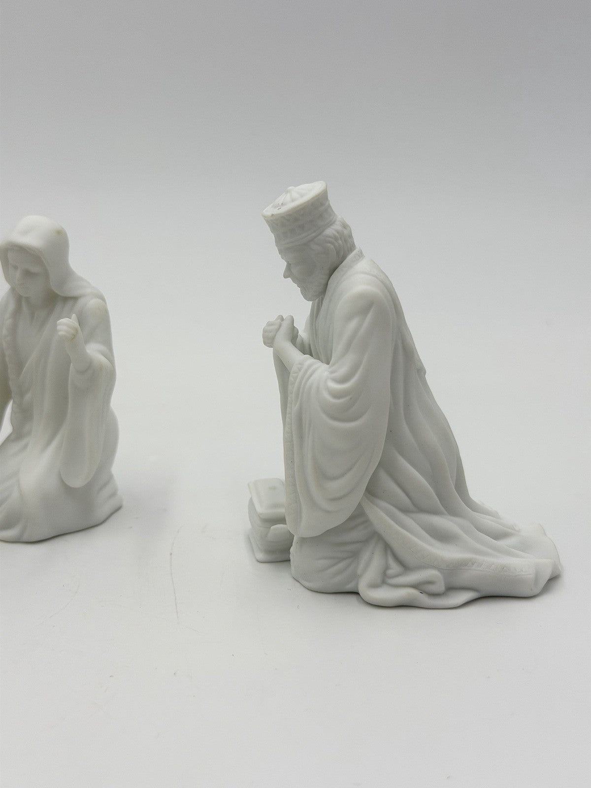 Dept 56 Silhouette Treasures A CHILD IS BORN White Bisque Porcelain 7 Pcs Set