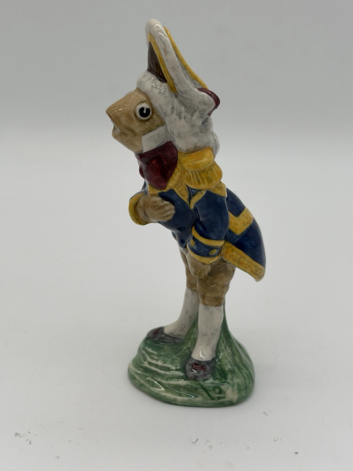 Rare Beswick England FISH FOOTMAN Figurine Alice In Wonderland No 2547 Porcelain