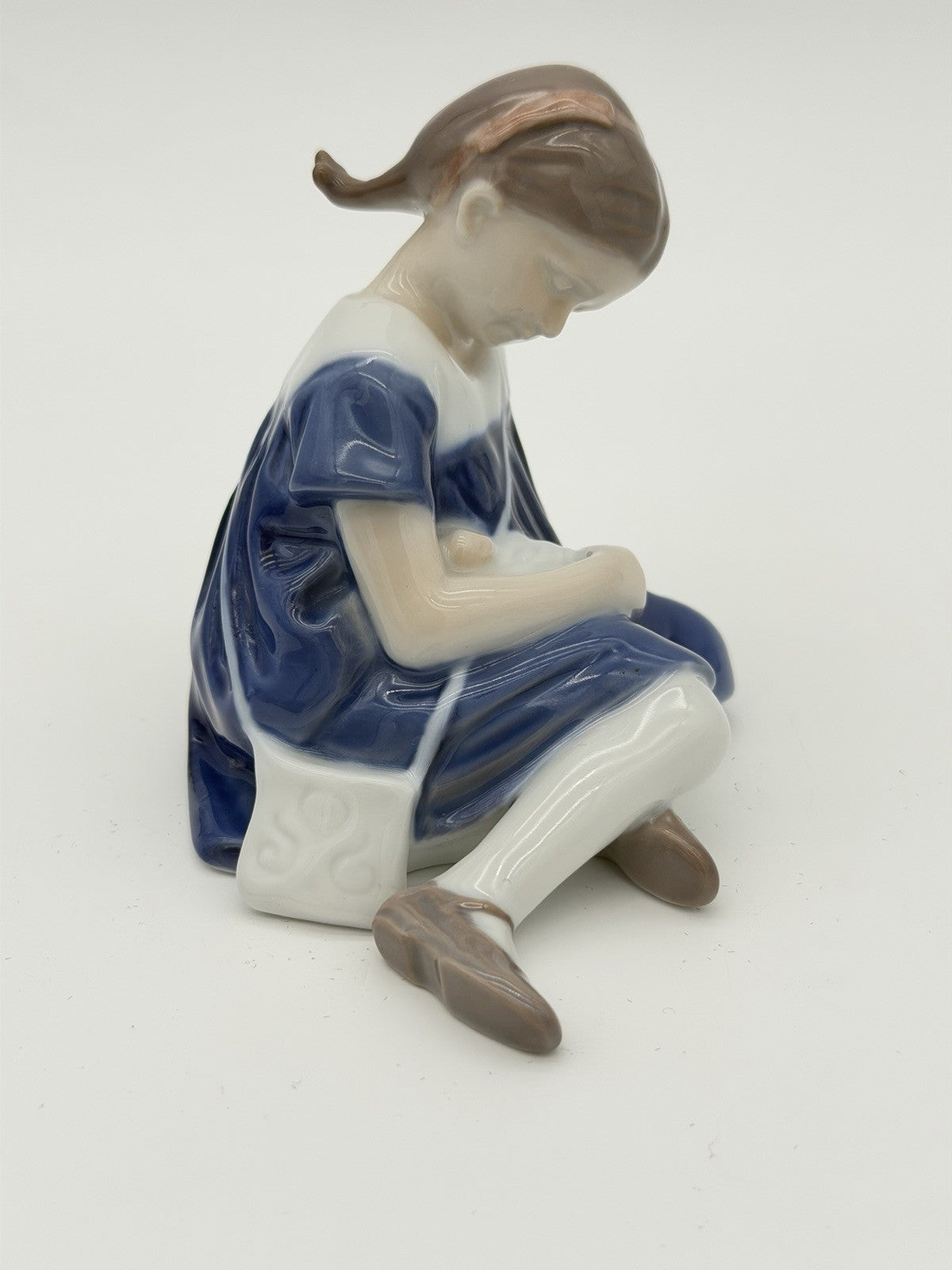 Royal Copenhagen Bing Grondahl B&G Little Girl w/Doll Porcelain Figurine Demark