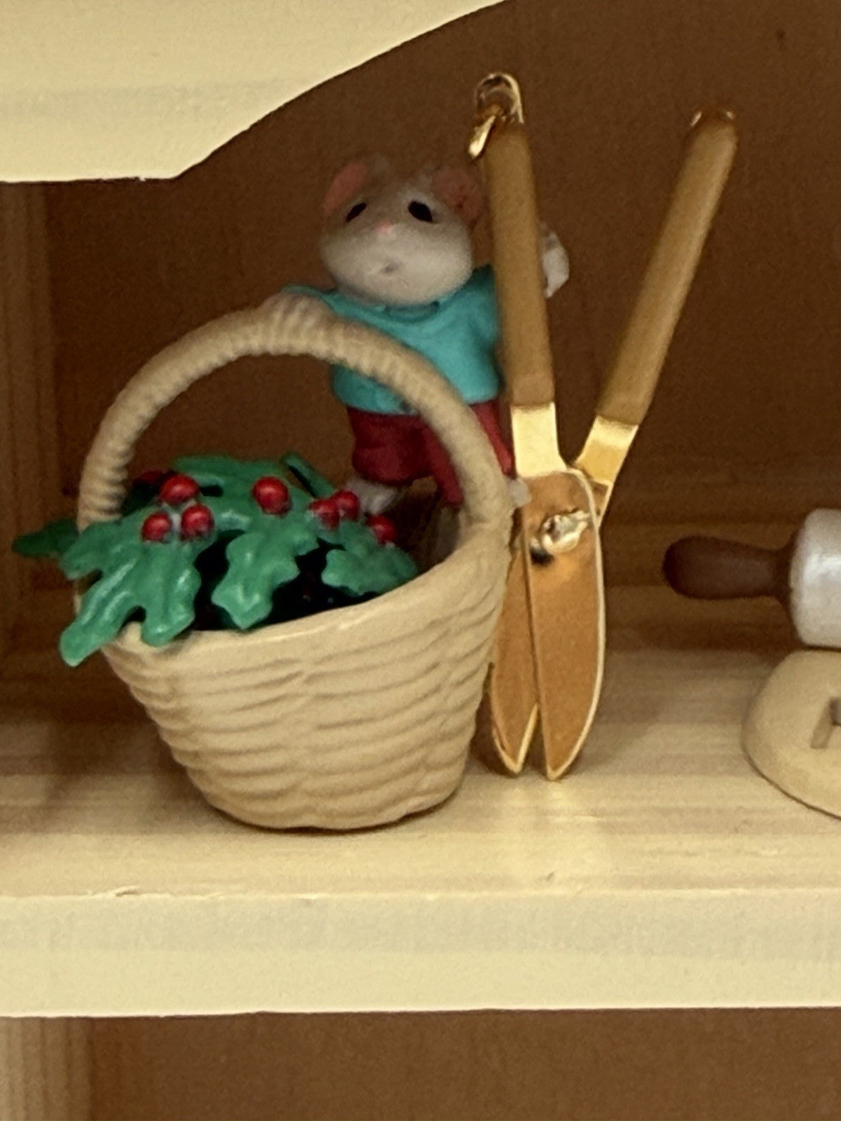 Hallmark 1993 Tiny Green Thumbs Mice Ornaments Miniatures 9 PCs