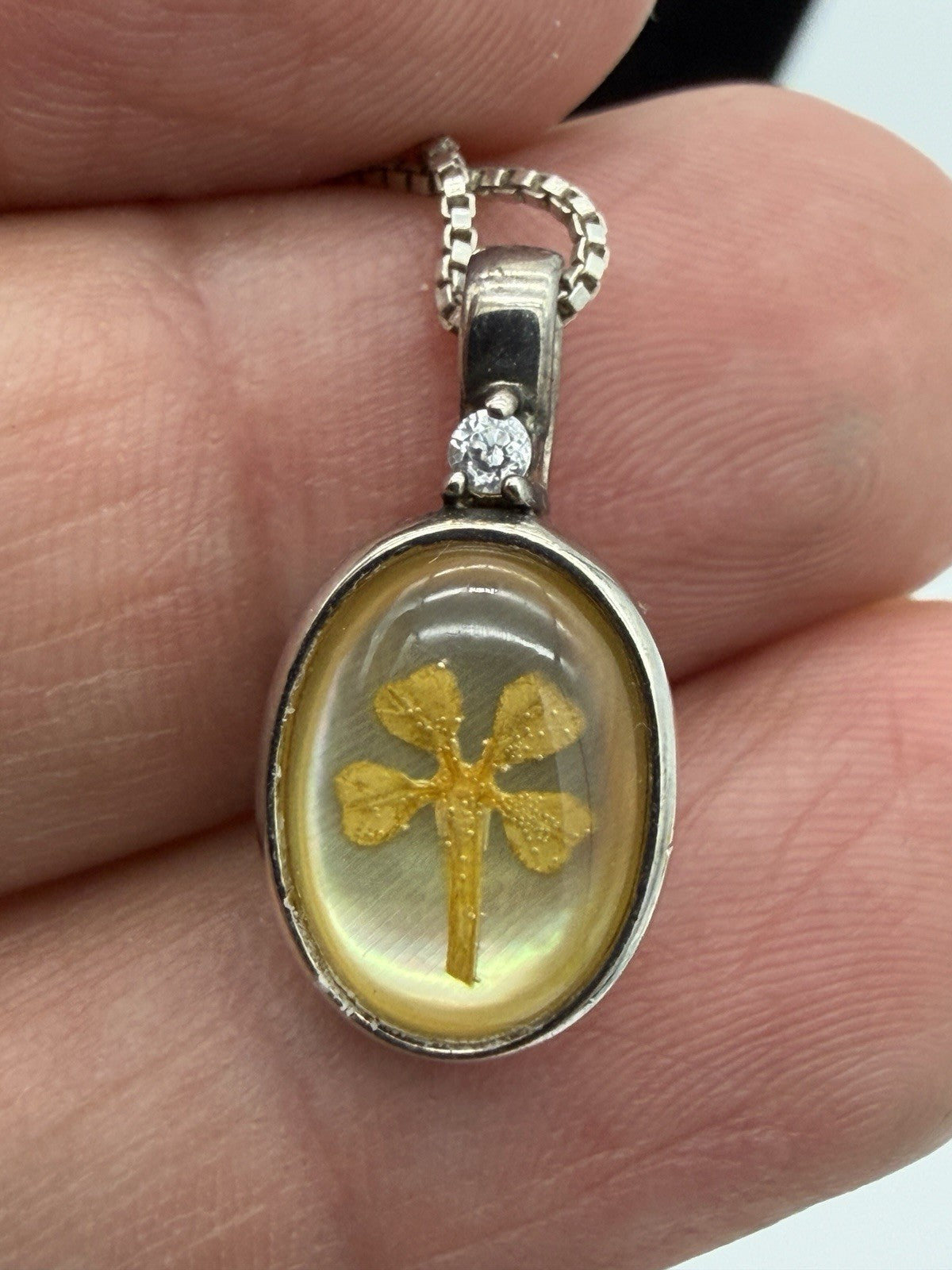 sterling silver four leaf clover pendant necklace Vintage Irish Oval 18”