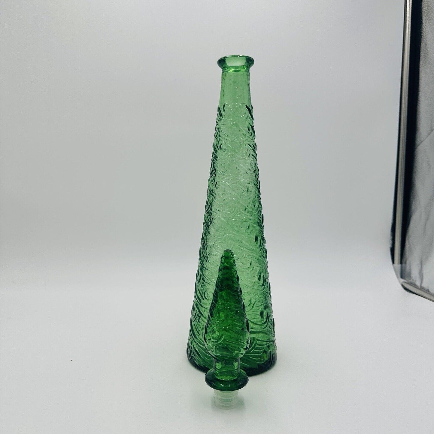 Empoli Glass Decanter Green Wave Italy Stopper 18in H Vintage Mid Century Modern