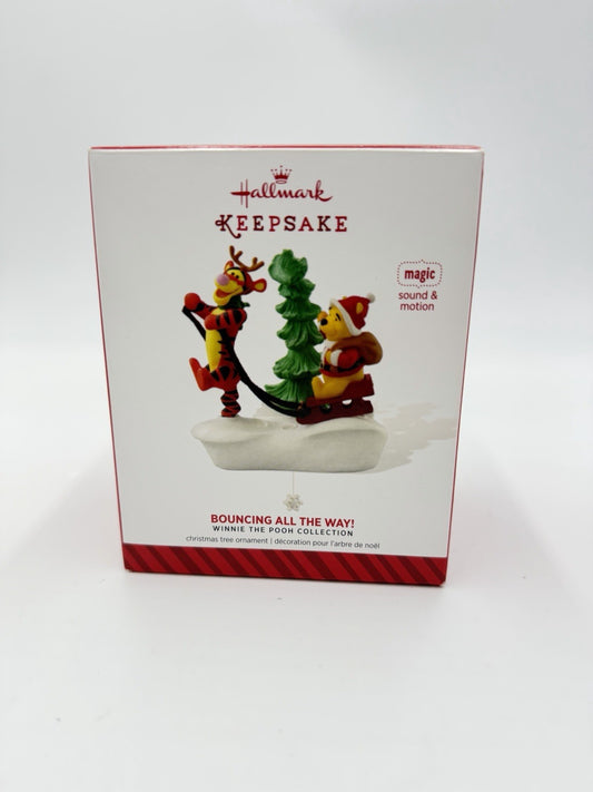 Hallmark Winnie The Pooh Magic BOUNCING ALL THE WAY Christmas Animated Ornament