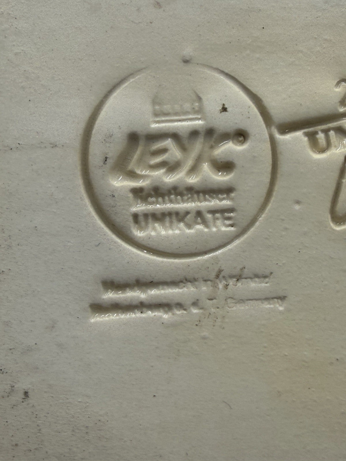 Ursula Leyk Lichthaus Ceramic 2010 house tudor Signed Tea Light Germany Vtg