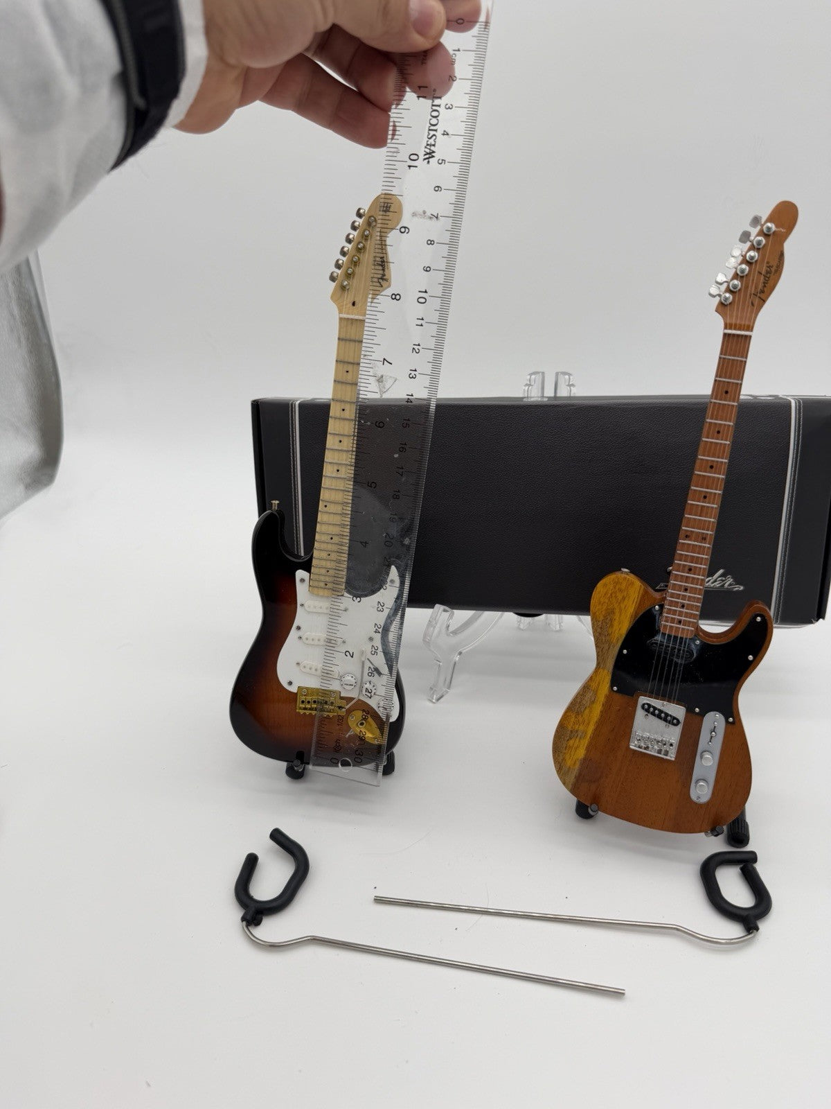 60th Anniversary Sunburst Fender Strat Bruce Springsteen Mini Guitar AXE HEAVEN