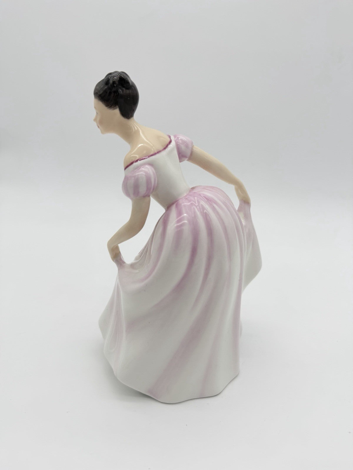 Royal Doulton Porcelain England Danielle Figurine HN3001 Pink Dress