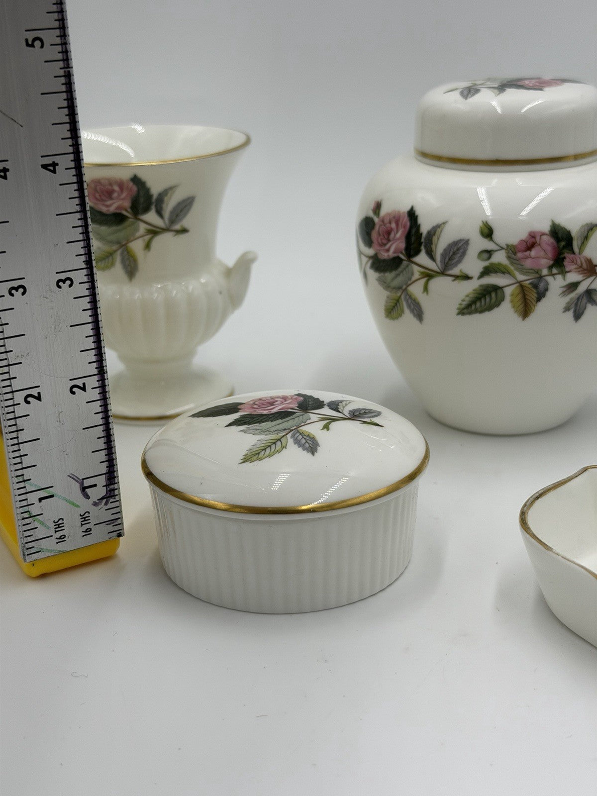 Wedgwood Bone China England Hathaway Rose Lot 7 PCs Vases Trinket Tray
