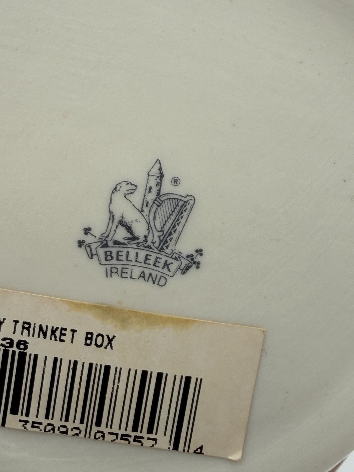 Belleek Ireland Porcelain Daisy Shamrock Lidded Trinket Box Embossed Vintage 3”