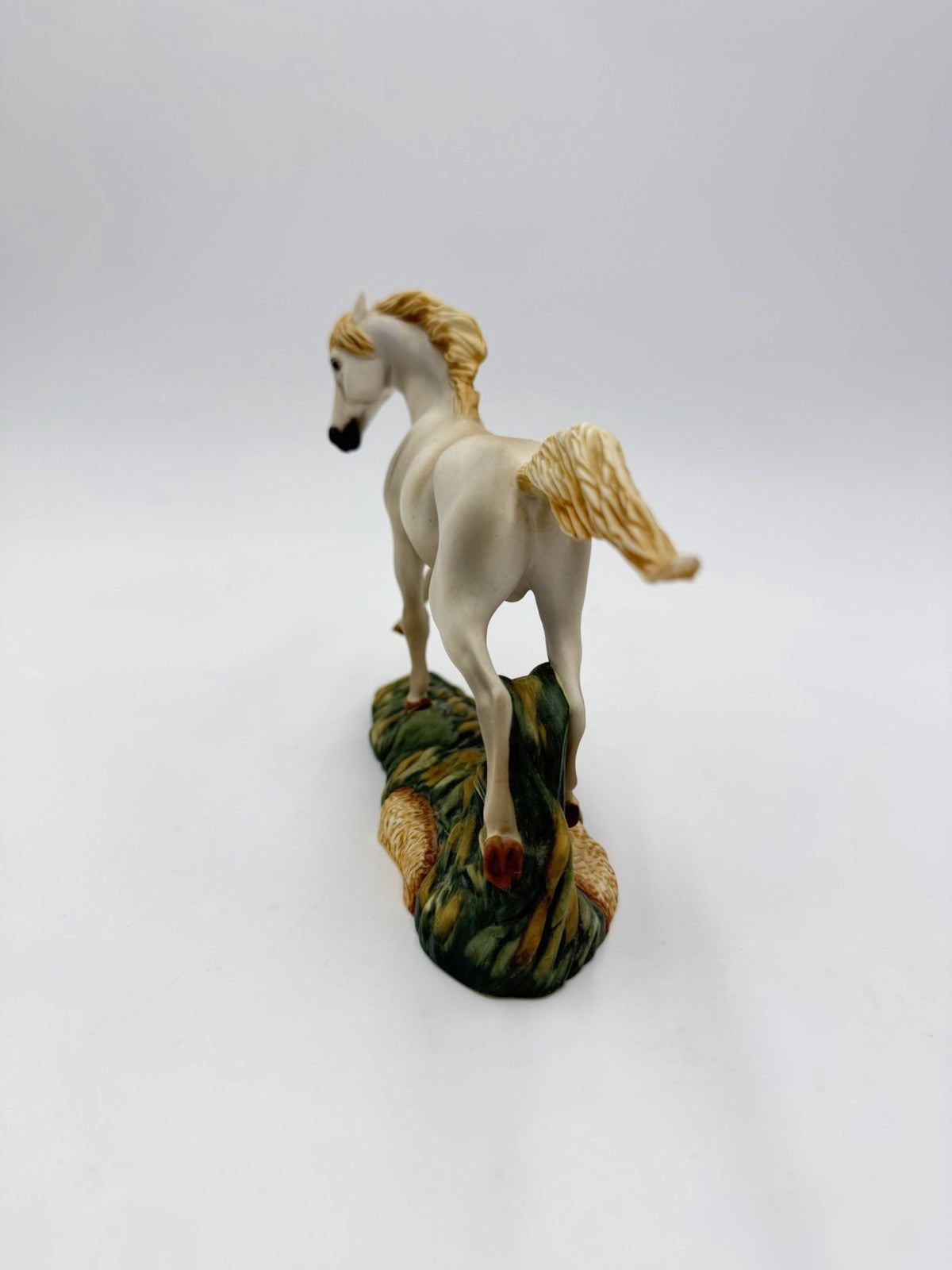 Franklin Mint Porcelain 1989 Great Horses of the World Camargue White Horse