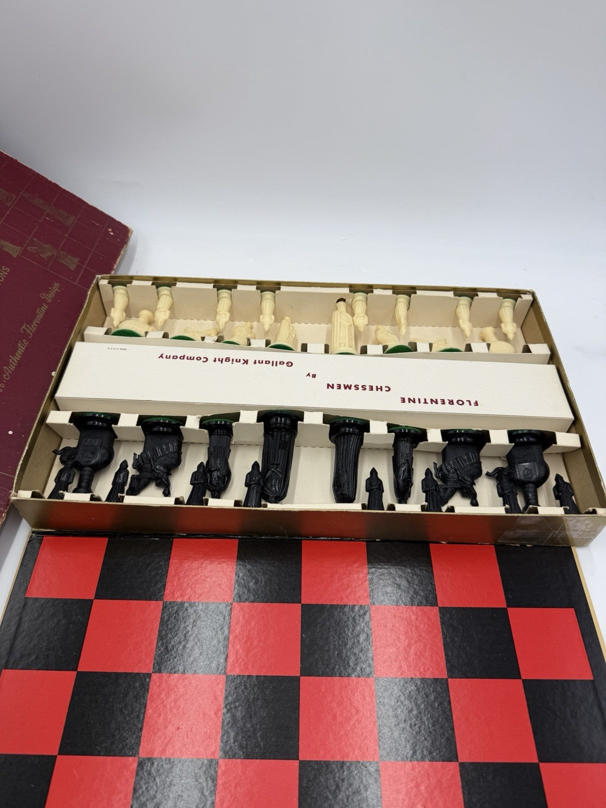 Vintage Florentine chessmen By Gallant Knight Chessmen Of Champions Game USA