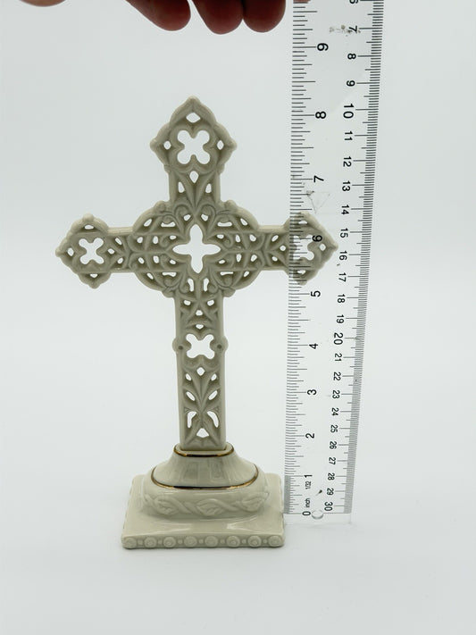 Lenox Porcelain USA Treasures Pierced Standing Beige/gold Cross Figurine 8”H