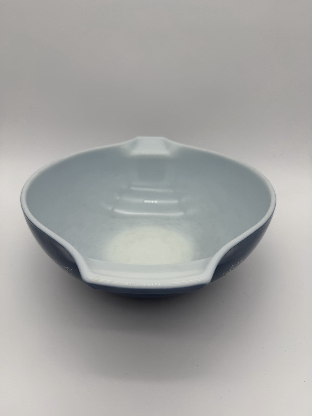 Vintage 4-Qt Pyrex Cinderella Nesting Bowl Colonial Mist Daisy Blue White #444