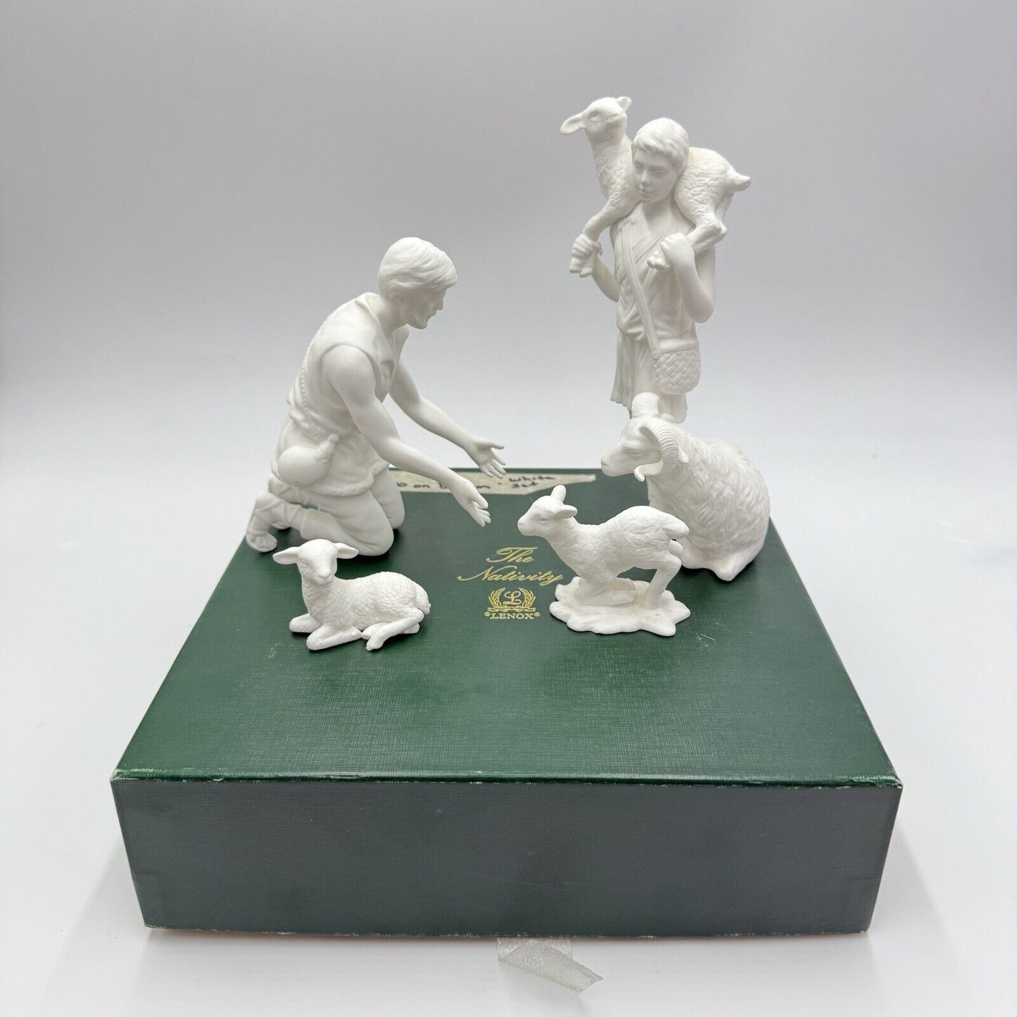 Lenox The Nativity White Bisque Porcelain Shepherds Figurines 4 PCs Box