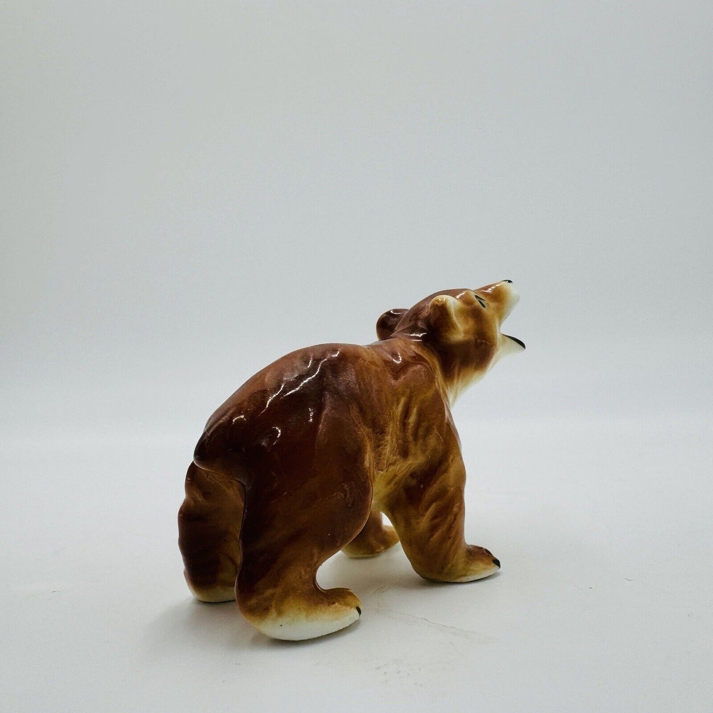 Rare Hagen Renaker Miniature Porcelain Bear Figurine