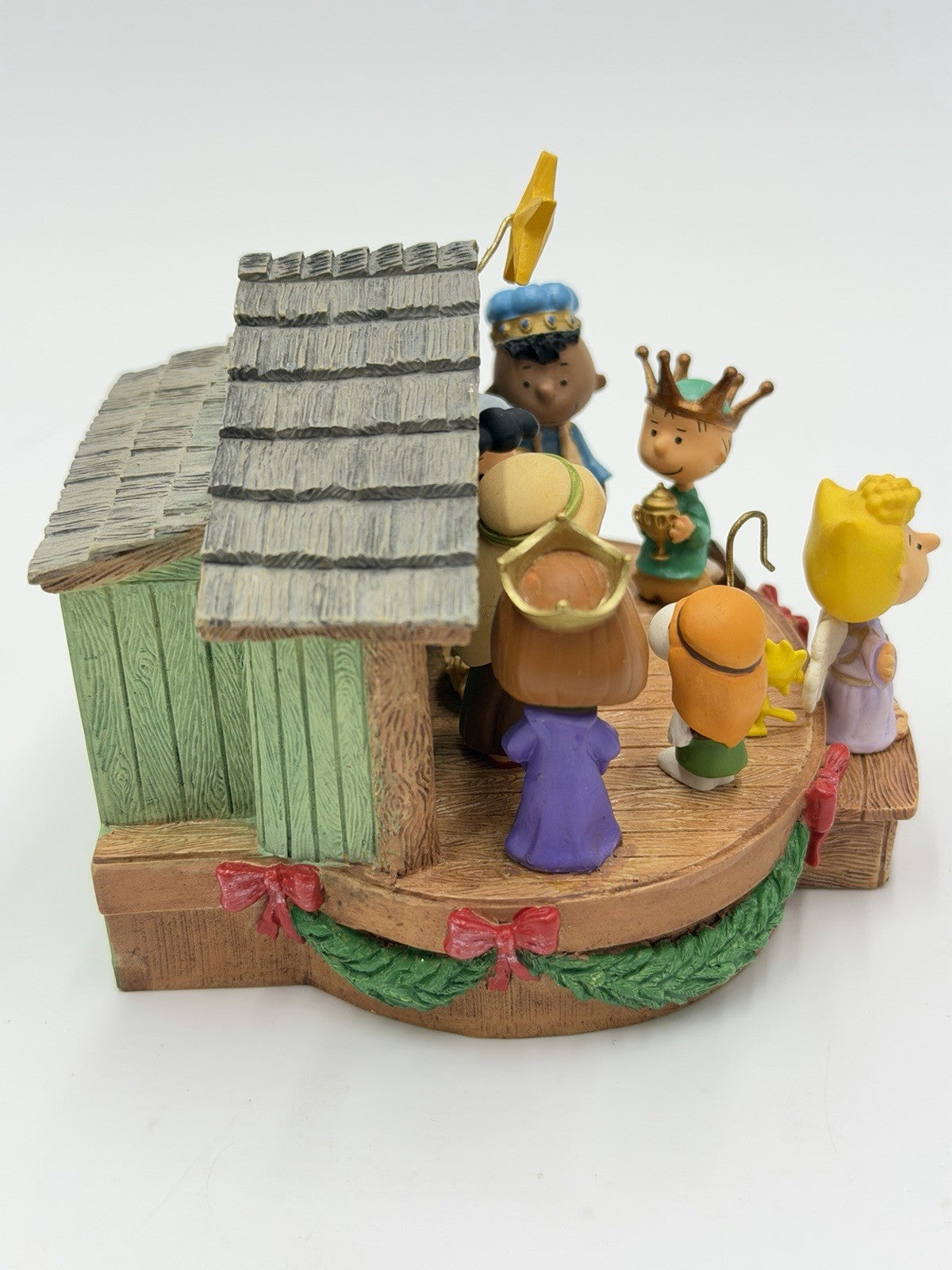 Hallmark Keepsake Peanuts Gang Thats What Christmas Is About Charlie Brown Music