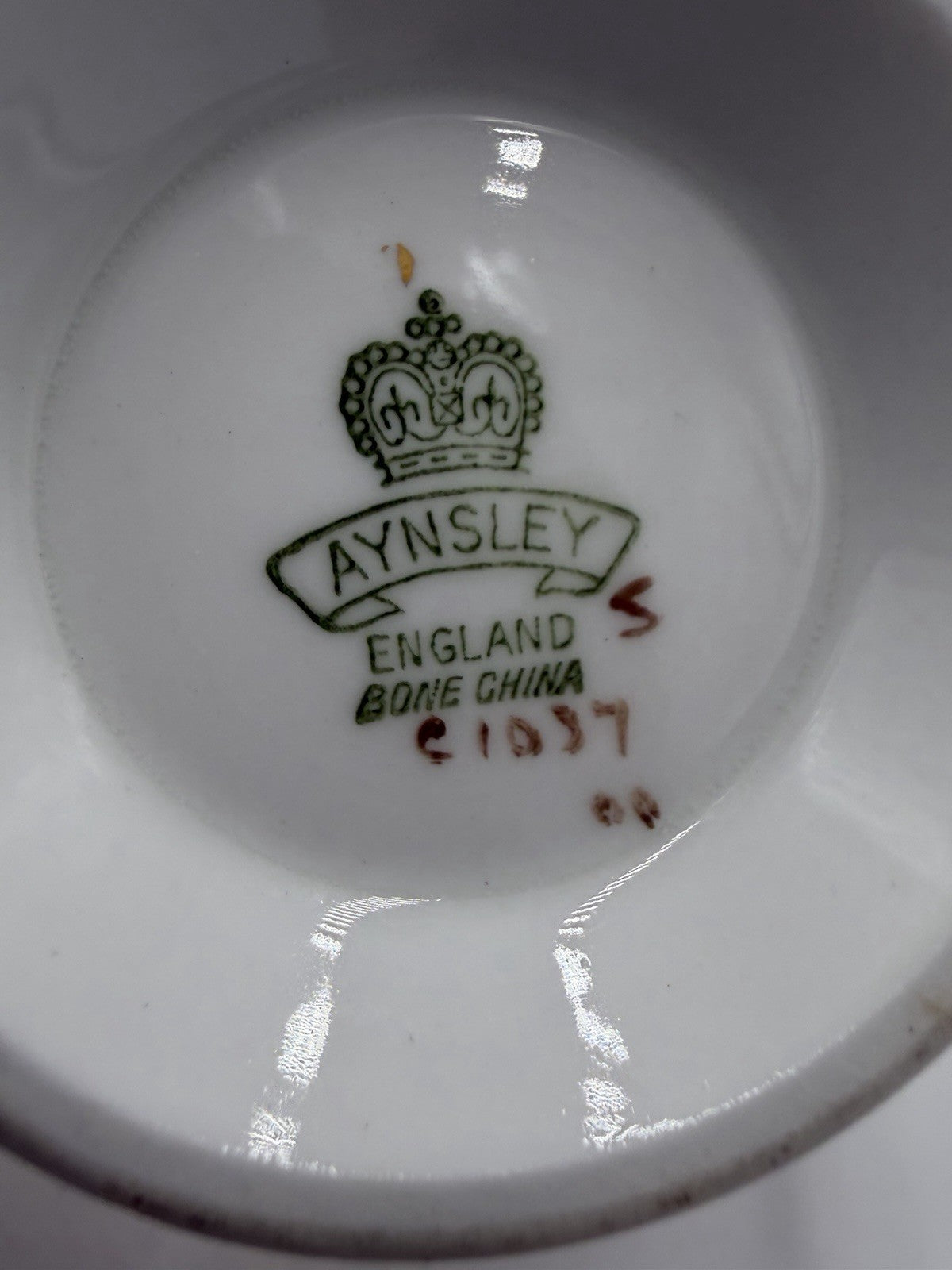 Aynsley England Porcelain Orchard Fruit Gold Teacup & Saucer Vintage Set Gold