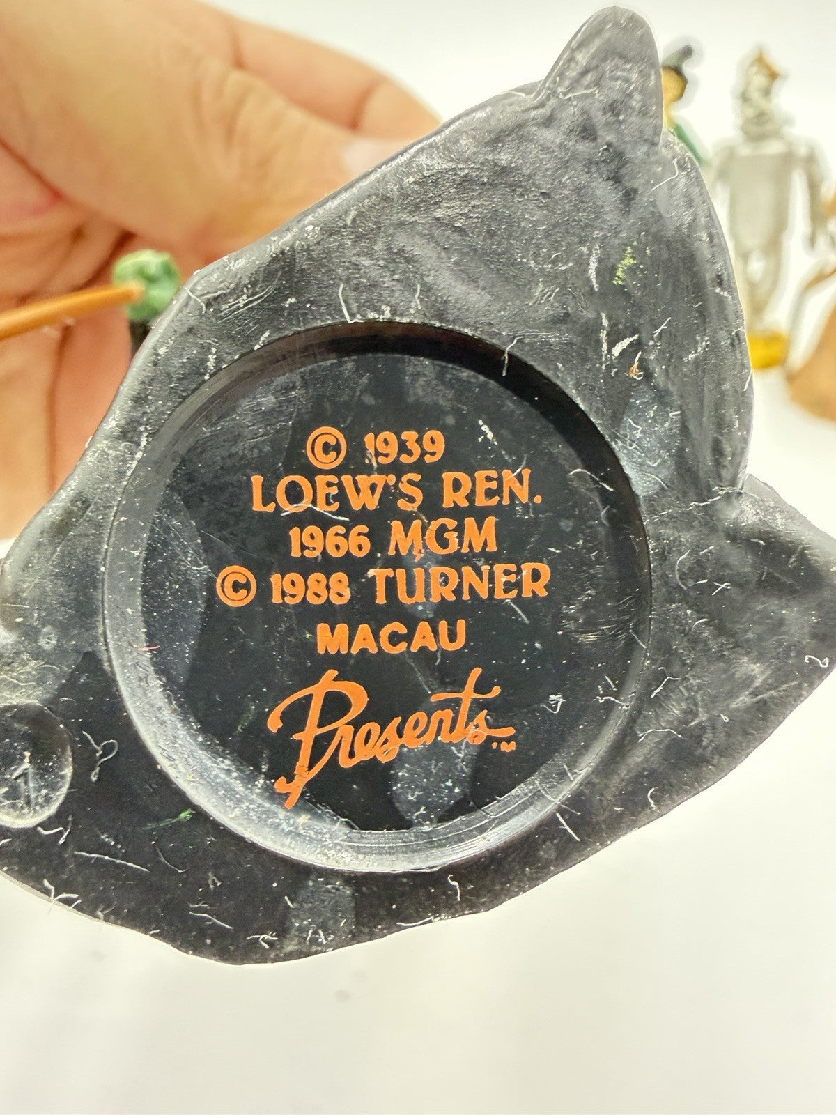 Vintage WIZARD of OZ SET of 9 figures 1939 Loew's Ren/1966 MGM/1987 88 Turner