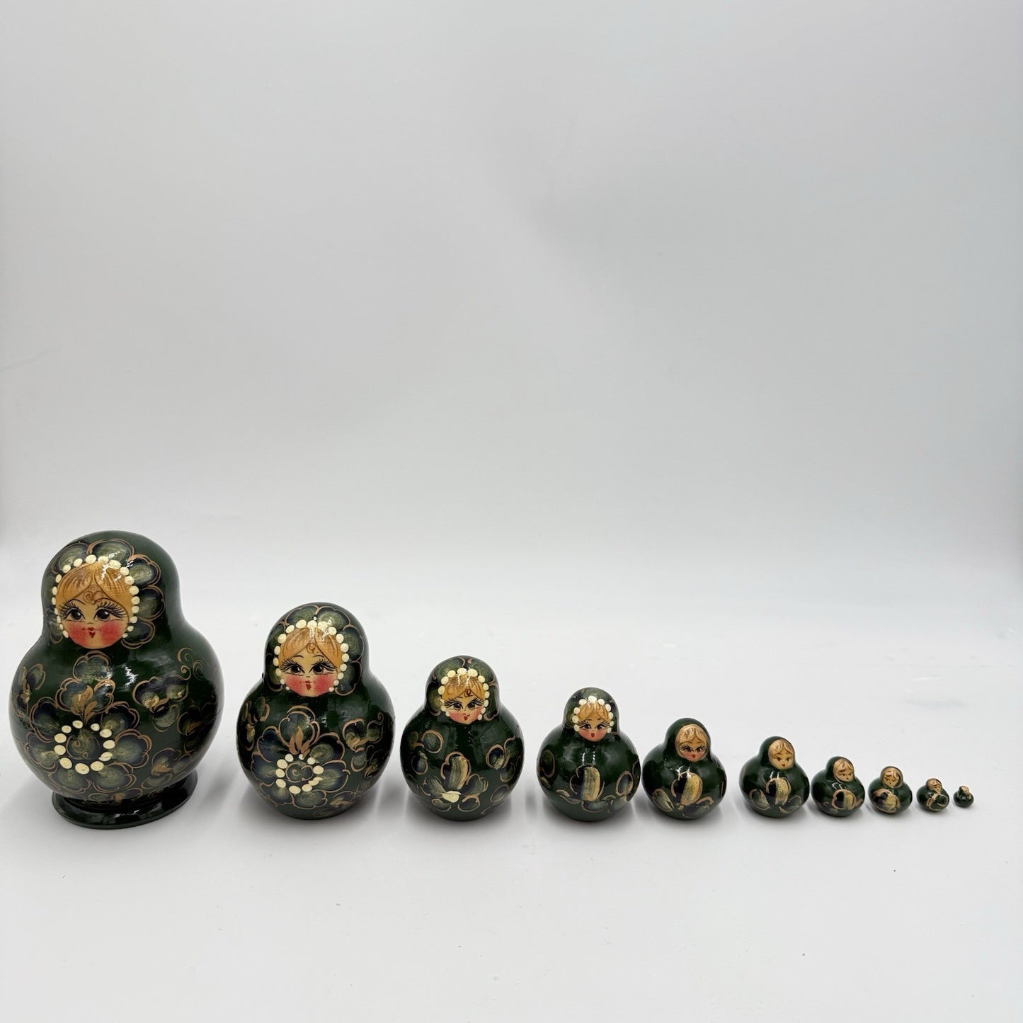 Russian Matryoshka Nesting Dolls Hand-Painted Set 10 PCs Green 5in