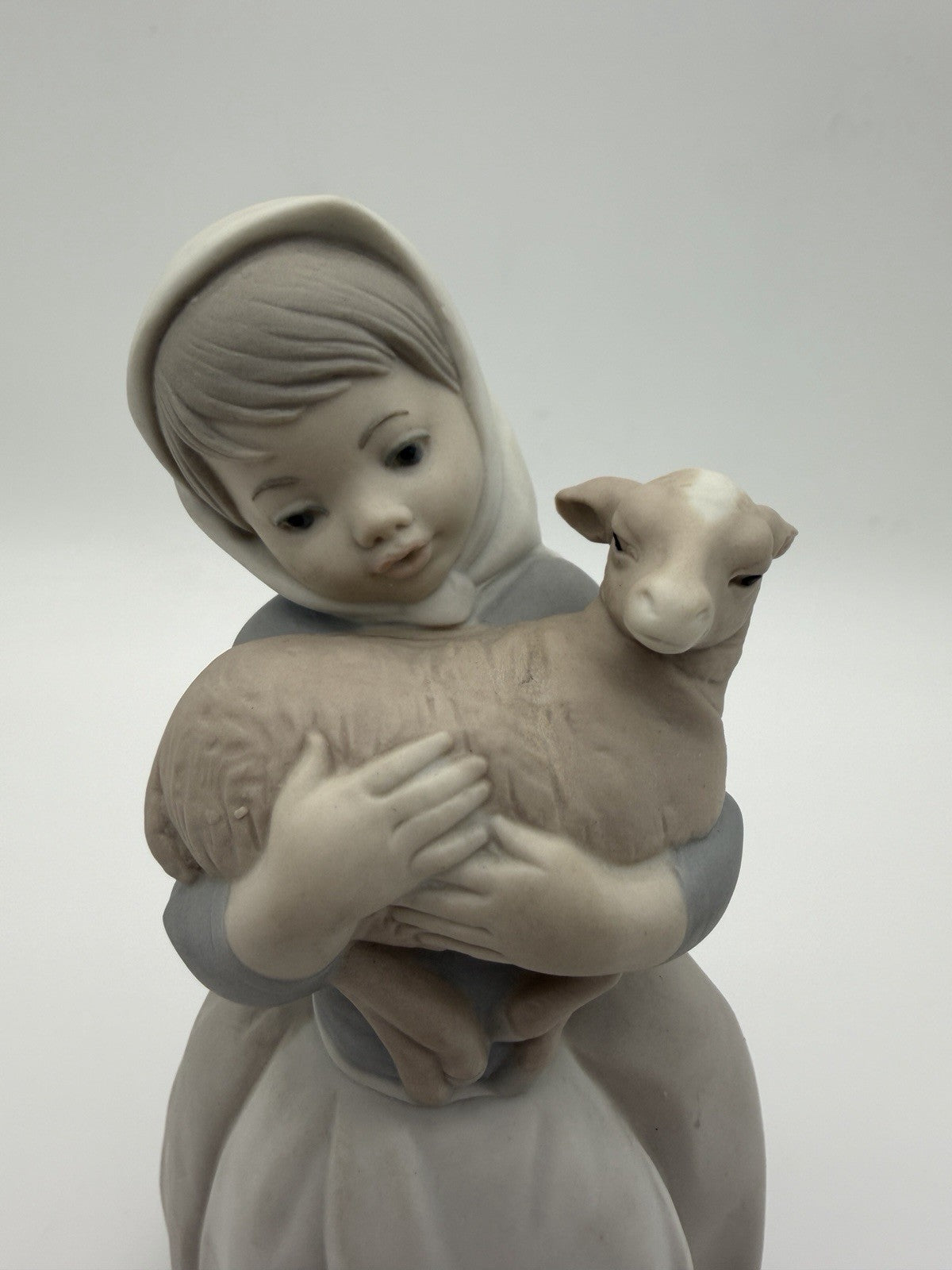 NAO By Lladro Spain porcelain Girl Holding Lamb/sheep 8”figurine Retired Matte