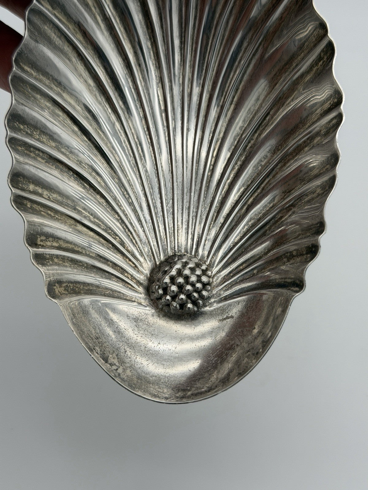 Vintage Manchester Sterling Shell Bon Bon Candy Dish 87 grams No Mono 5 3/4"