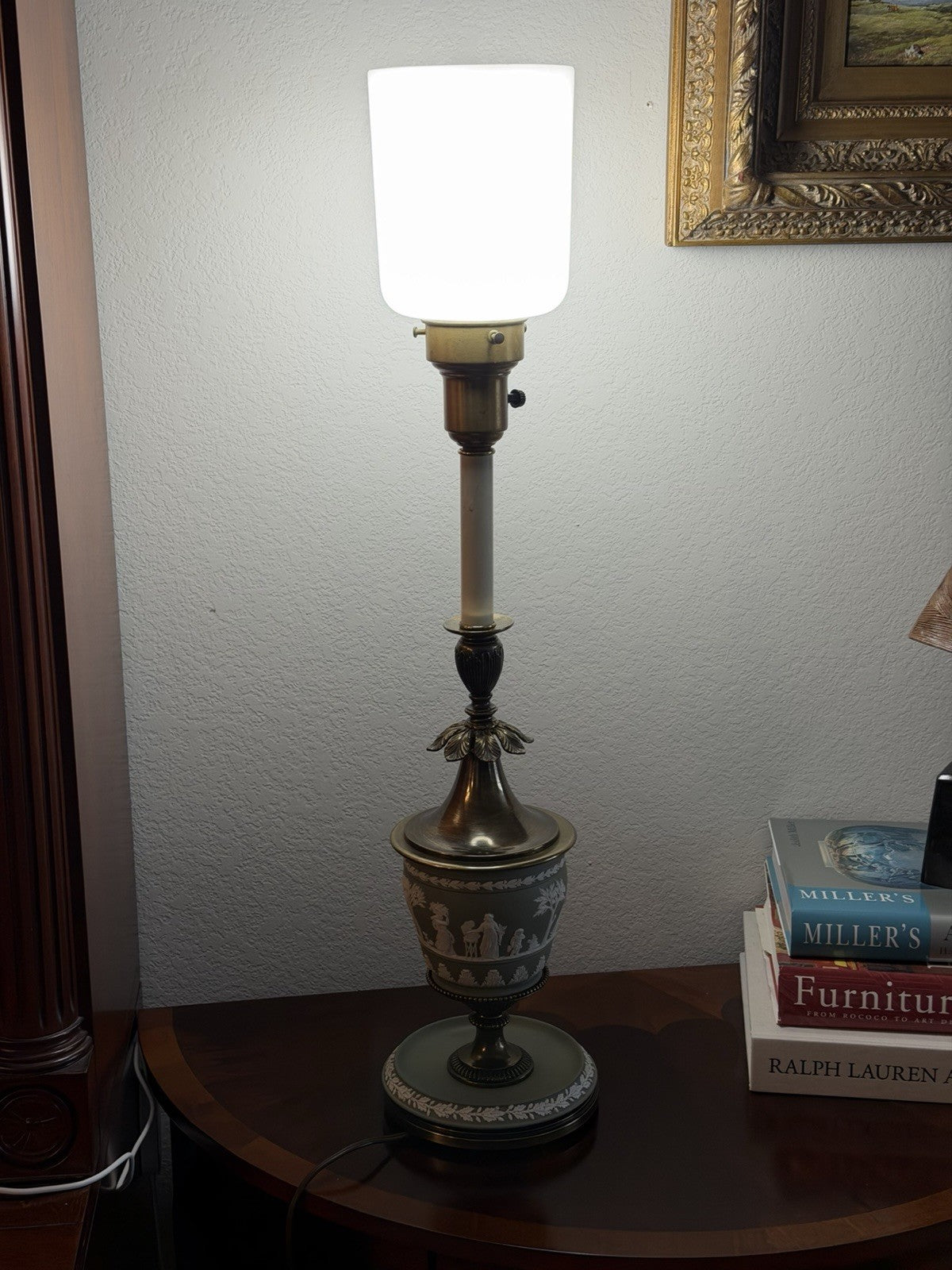 Wedgwood jasperware green TORCHIERE Table Lamp 1959 Vintage 27”H England