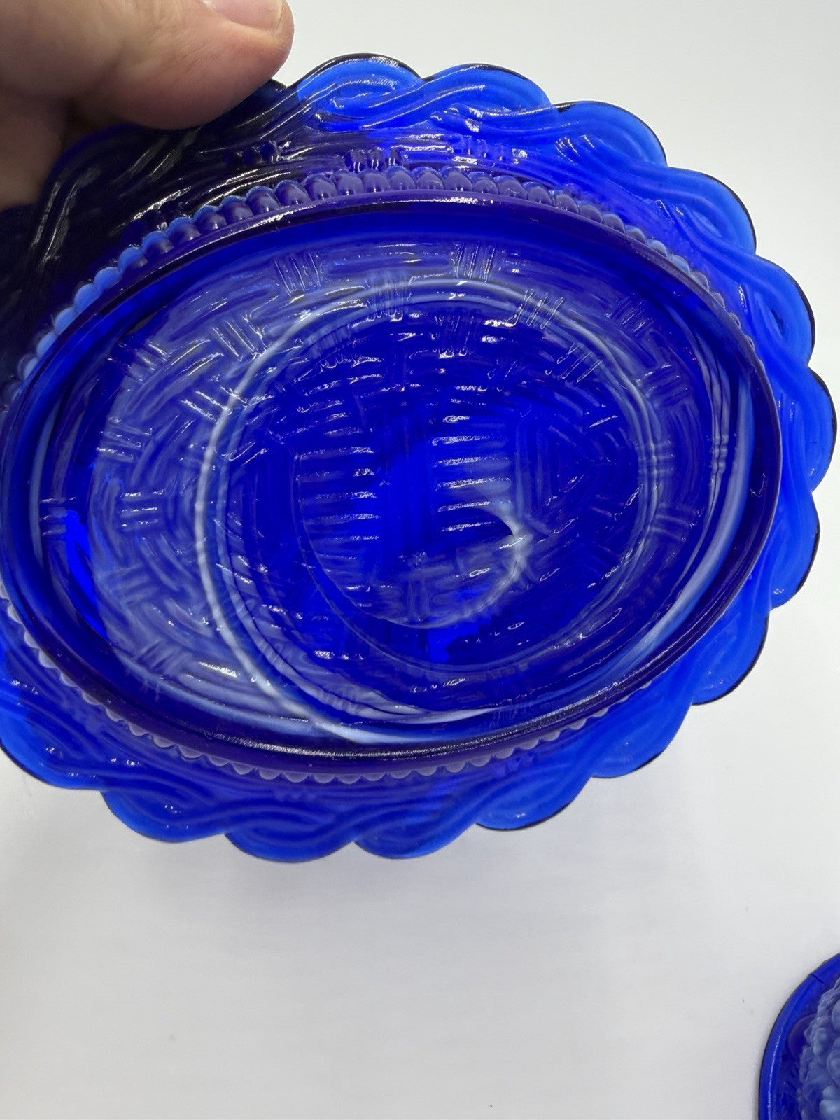 Mosser Art Glass Swirl Hen On Nest 6.5" Cobalt Blue & White Slag Covered Dish