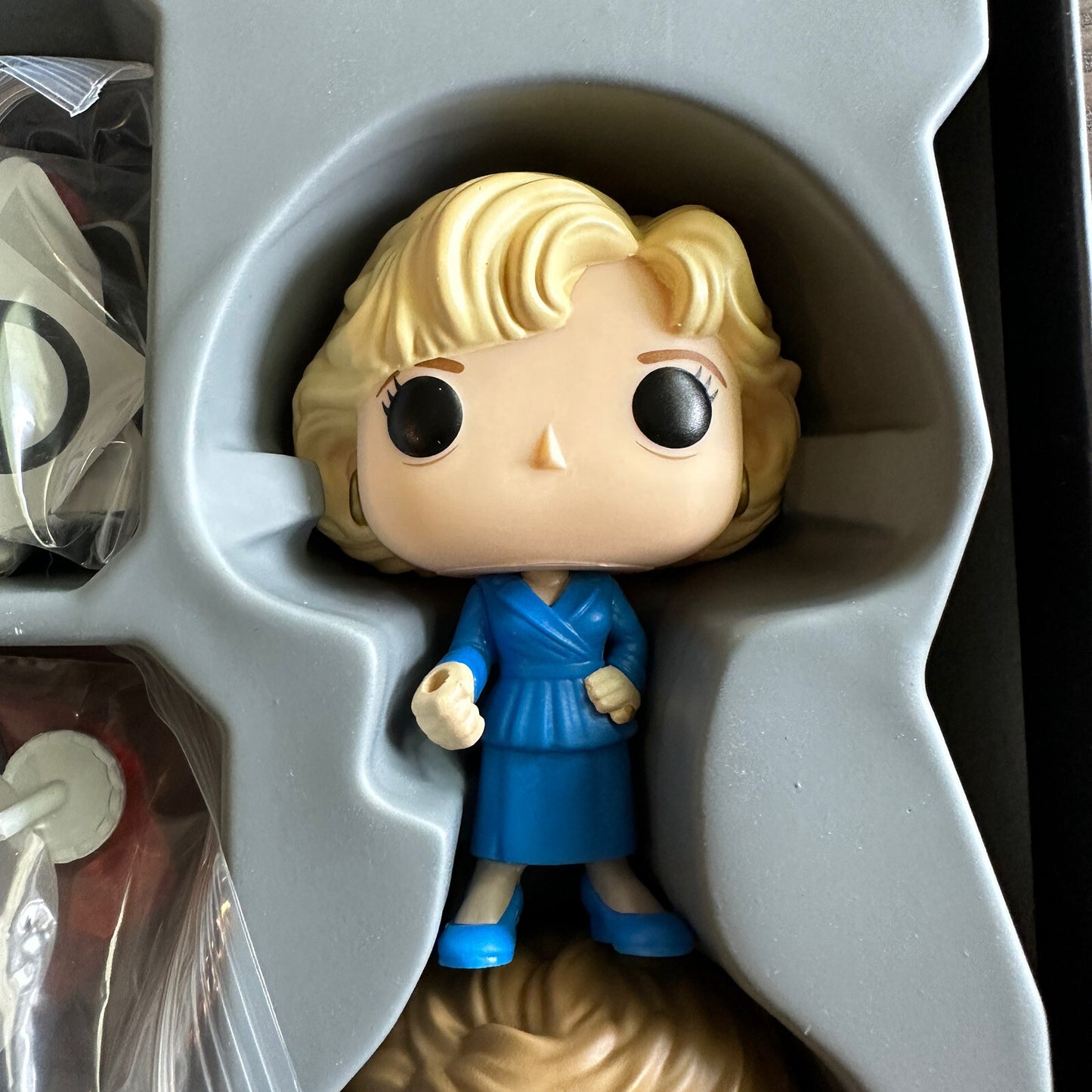 Funko Pop! Funkoverse Golden Girls 100 Board Game 2 players Rose Blanche Fun