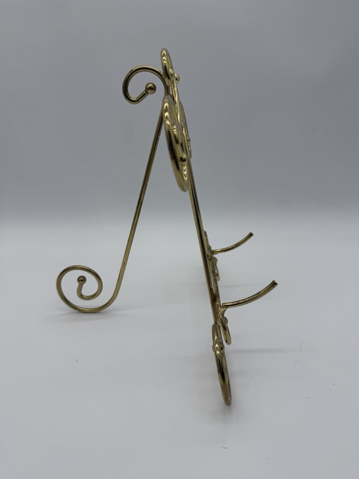 Vintage Ornate Brass Tone Picture Art Plate Book Easel Display Stand 10”x10”