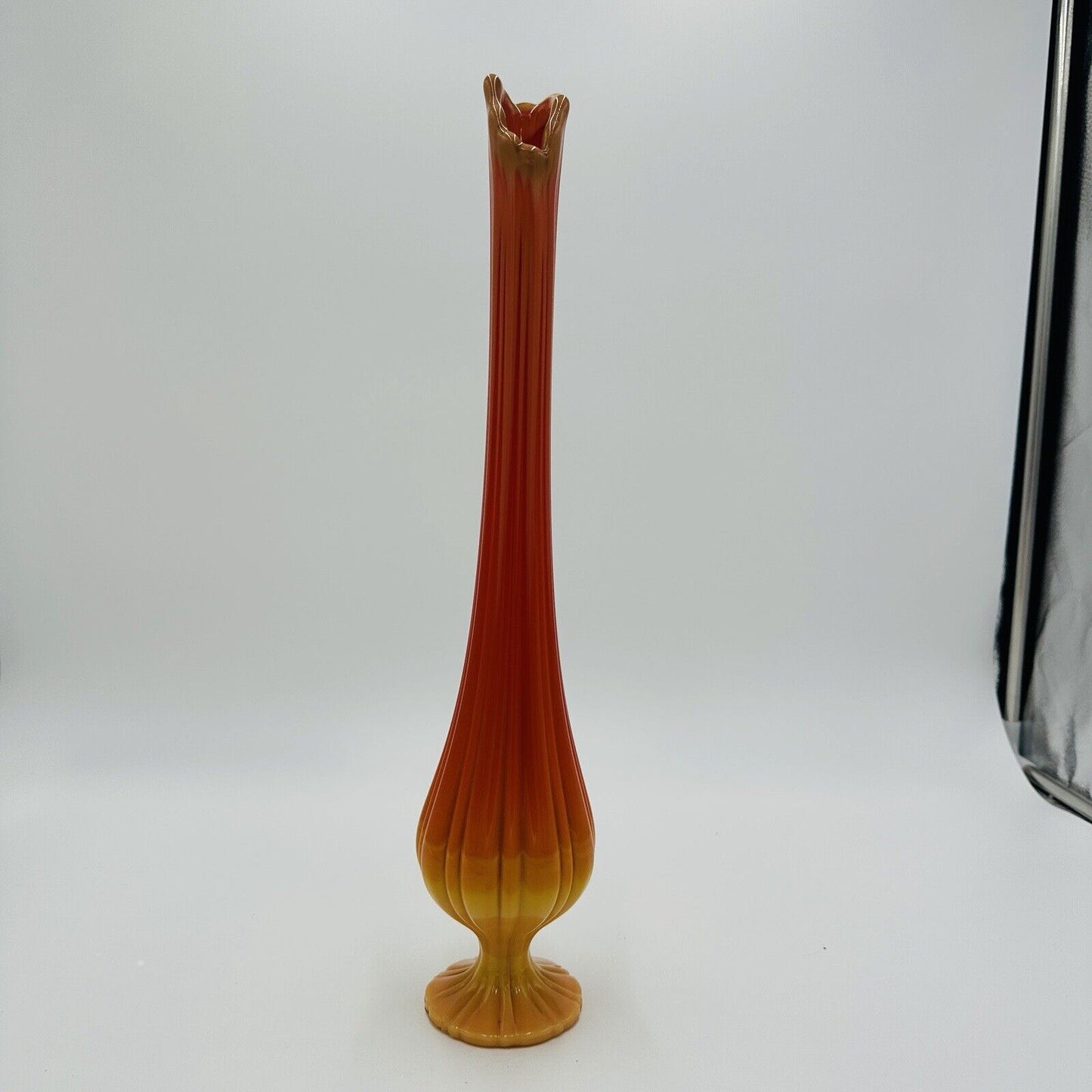 LE Smith Vase Bittersweet Swung Glass Orange 16.5in Tall MCM Floor Large Vintage