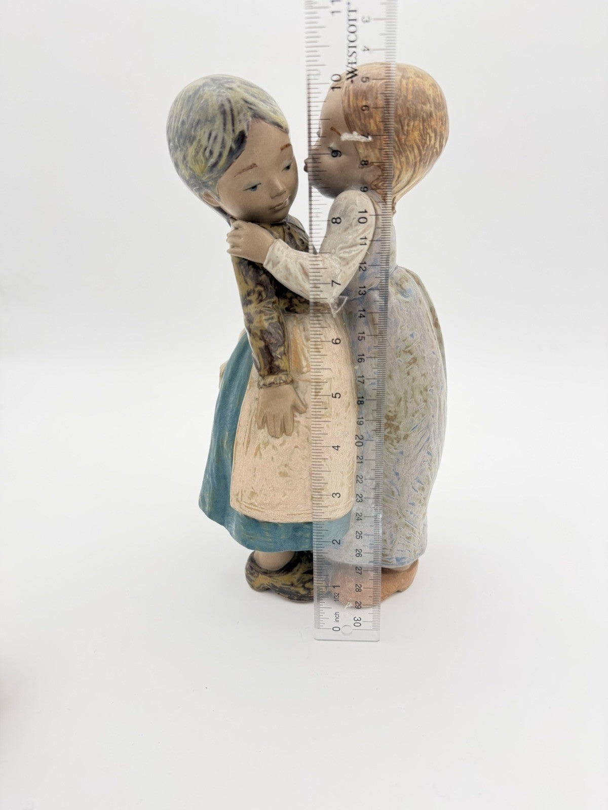 Lladro Spain Porcelain #2086  Little Kiss Painted Gres Finish Figurine 11” Rare
