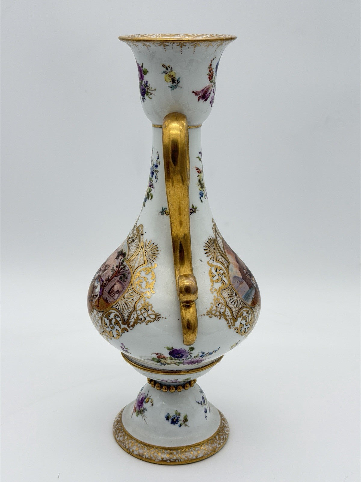 Antique Meissen Porcelain Amphora Double Handle Painted Horses Battle Vase 12”H