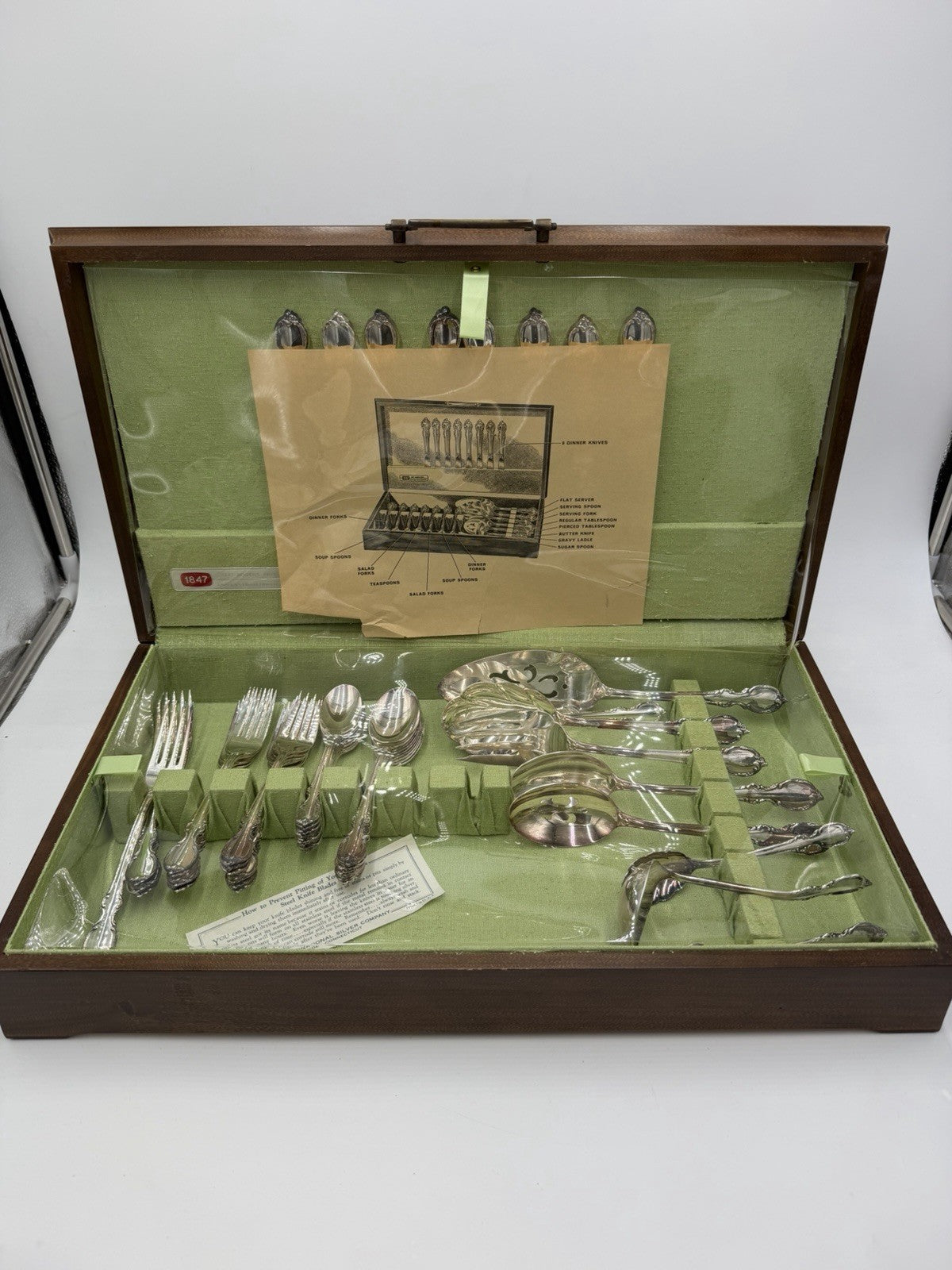 Vtg Rogers Bros 1847 Flatware Silver Plate 48 PCs New Set Reflection Pattern