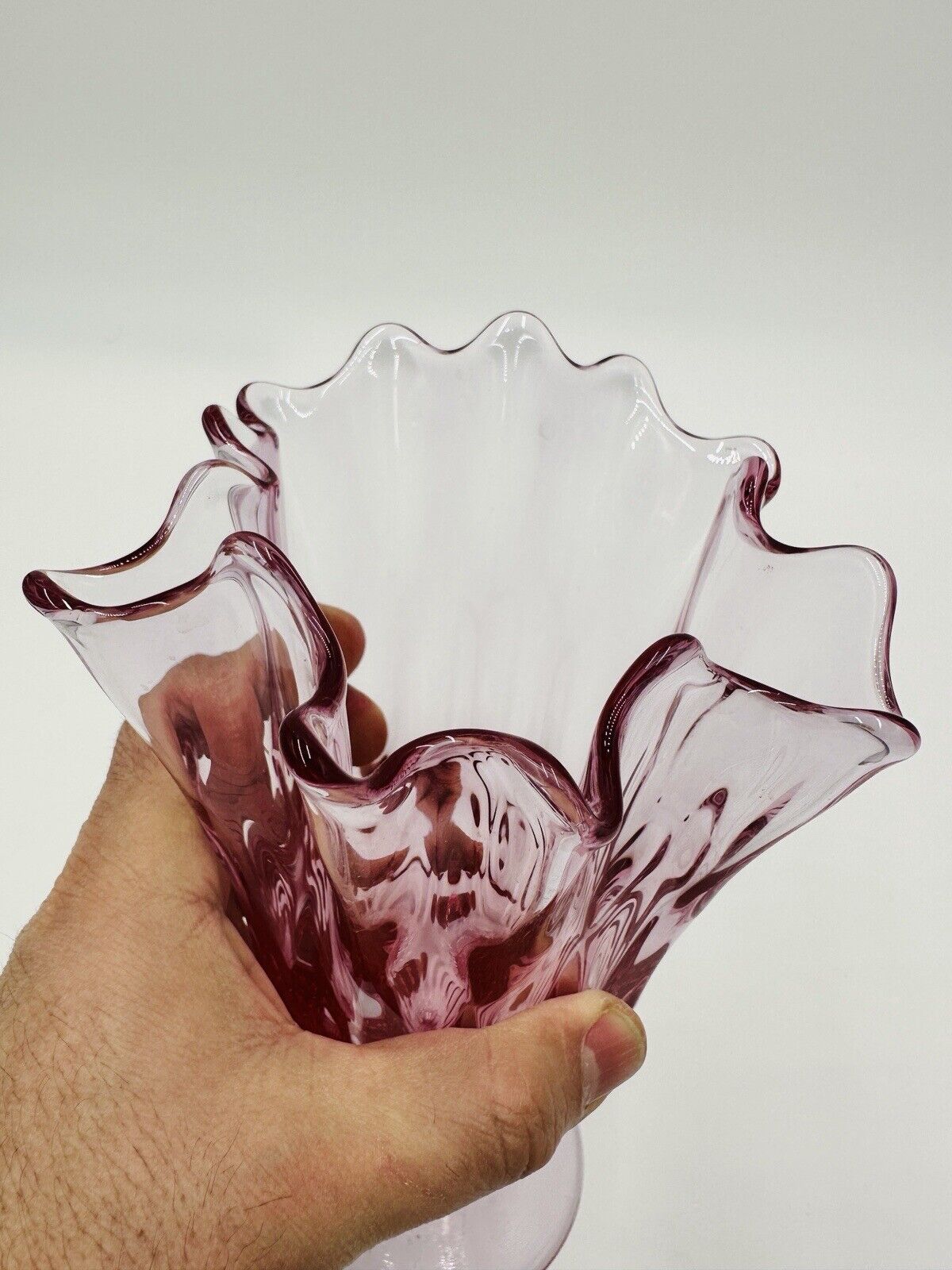 Fenton Vase Lily’s Of The Valley Art Glass Colonial Purplish Pink Standing Decor