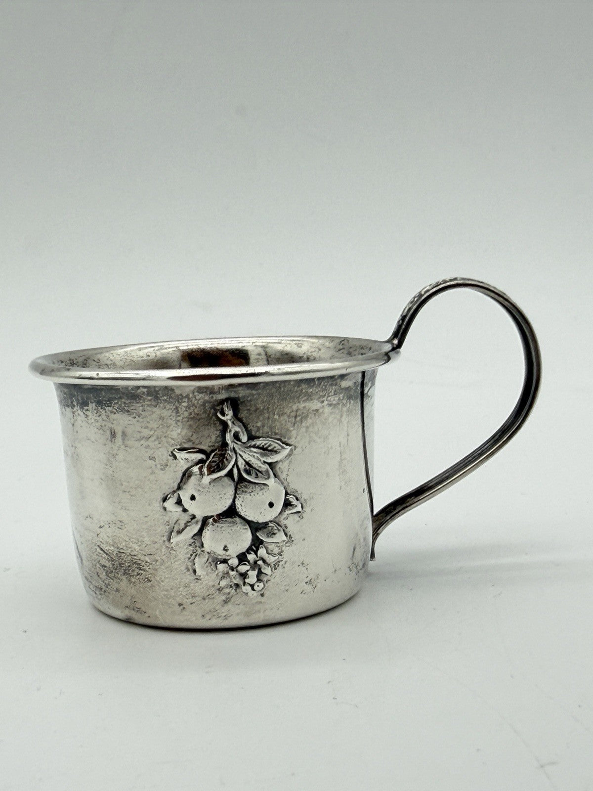 Antique Sterling Silver Webster Baby Cup Repousse Fruit Pattern 16.44 No Mono