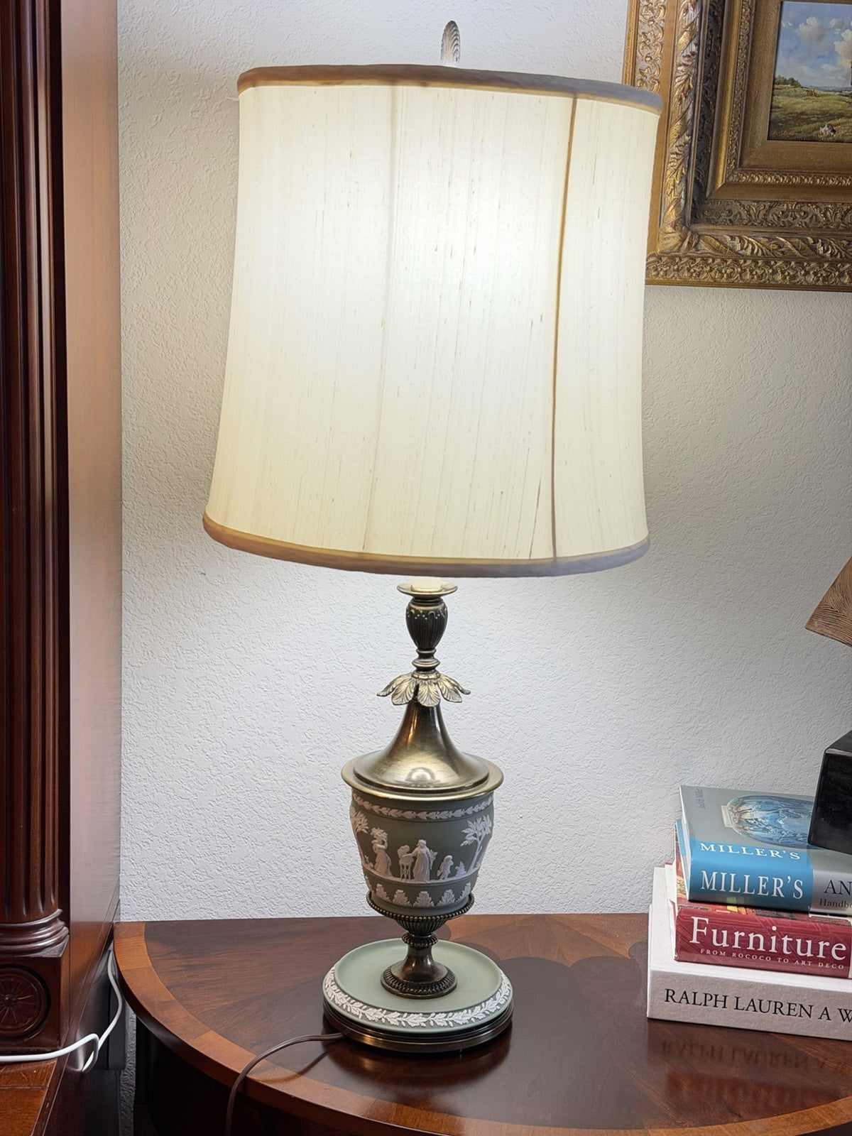 Wedgwood jasperware green TORCHIERE Table Lamp 1959 Vintage 27”H England
