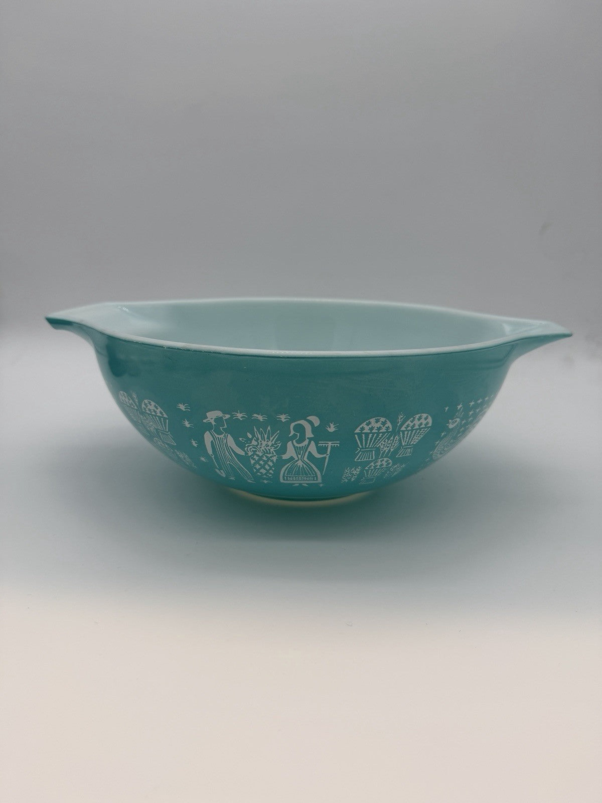PYREX Amish Butterprint Cinderella 4 Qt Turquoise Mixing Bowl #444 Vintage Glass