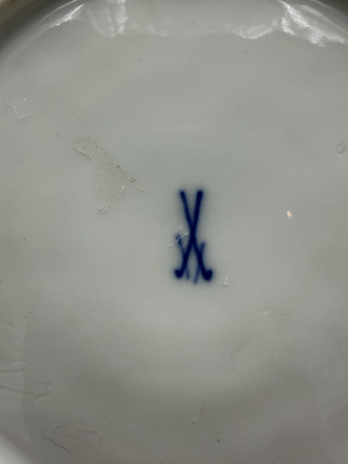 Antique 19th Century Meissen Porcelain White/Gold Gilt Leaf Plate 8” Germany