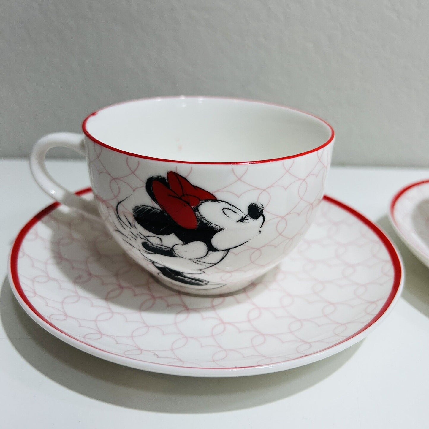 Disney Tea Cup Saucer Set 2 Mickey Mouse and Minnie Mouse Love Hearts Couple