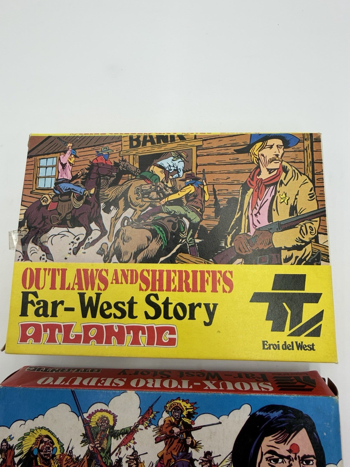 Atlantic of Italy 1109 & 1114 Outlaws & Sheriffs & Sioux-Toro Seduto Scale ho