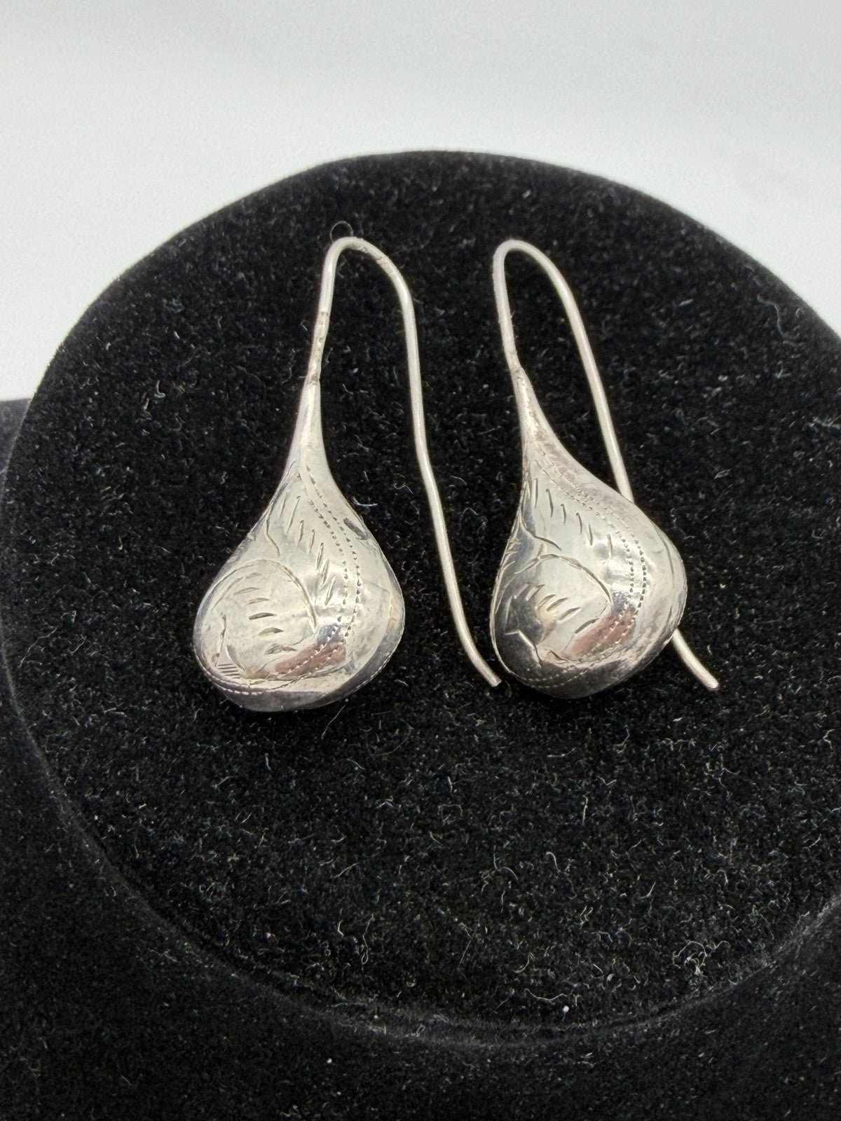 Sterling Silver Earrings Etched Leaf Feather Puffed Teardrop Raindrop Threader