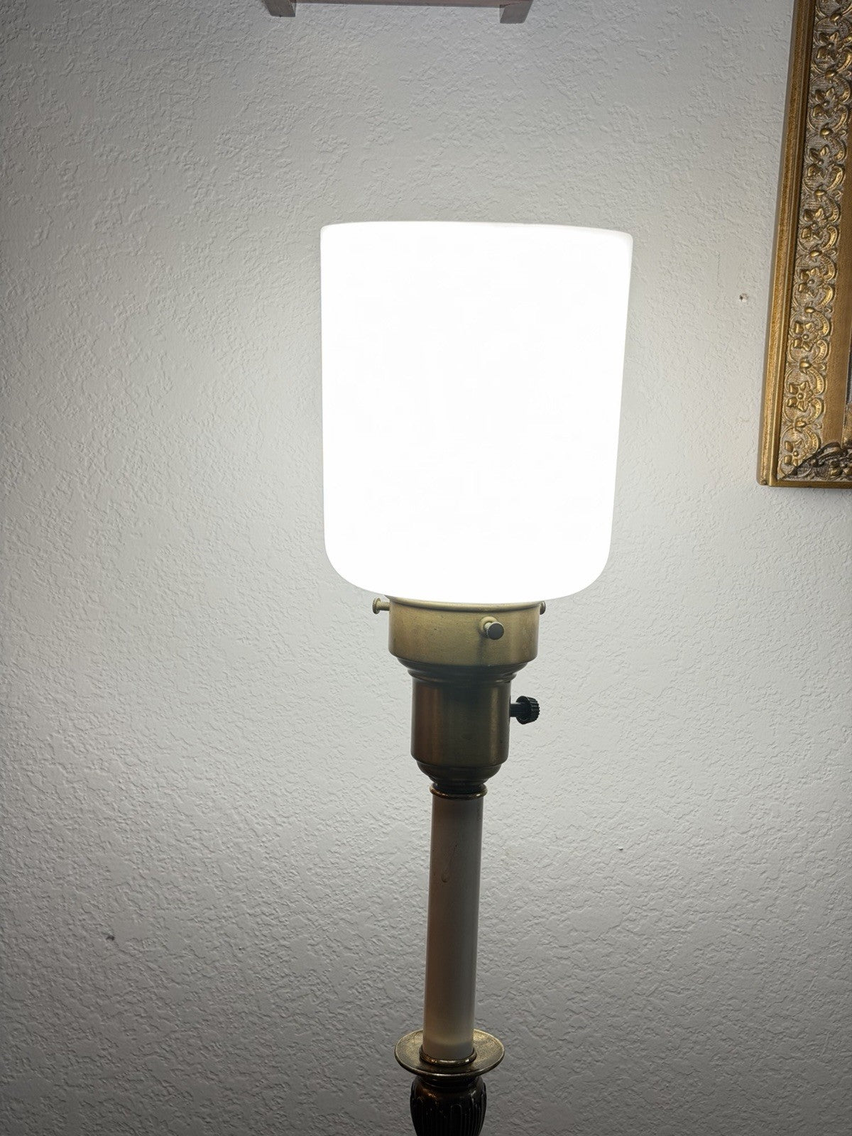 Wedgwood jasperware green TORCHIERE Table Lamp 1959 Vintage 27”H England
