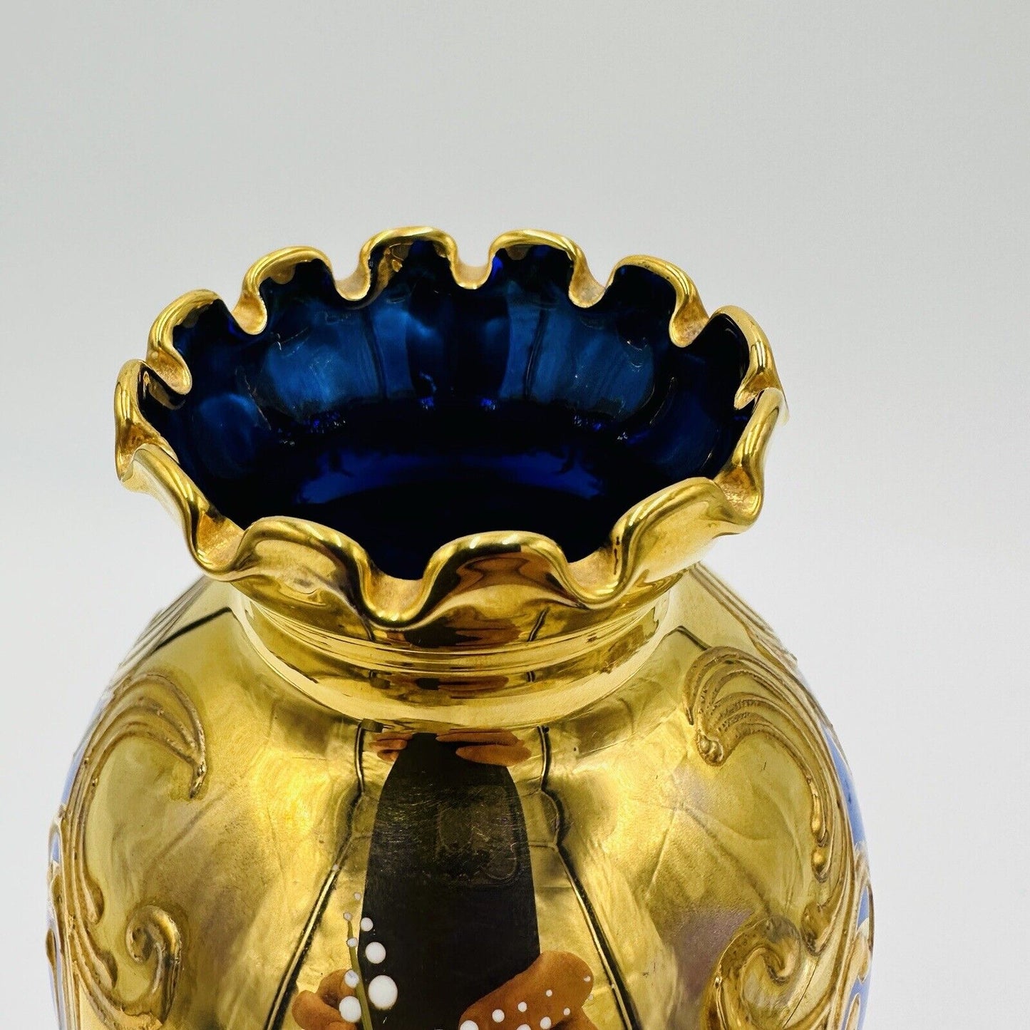 Venetian Italian Vase Cobalt Blue Ruffle Footed Gold Glass Floral Applique