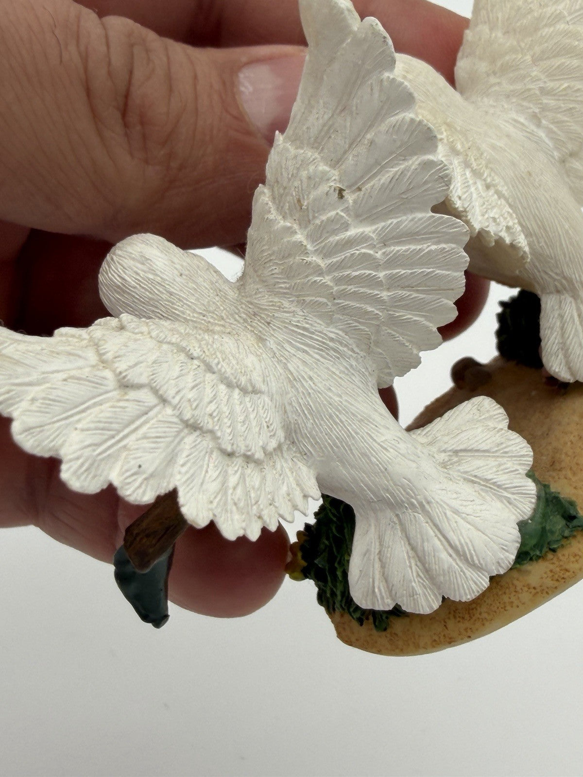 Charming Tails Fitz & Floyd You Bring Peace Into My World 89/204 Doves Figurine
