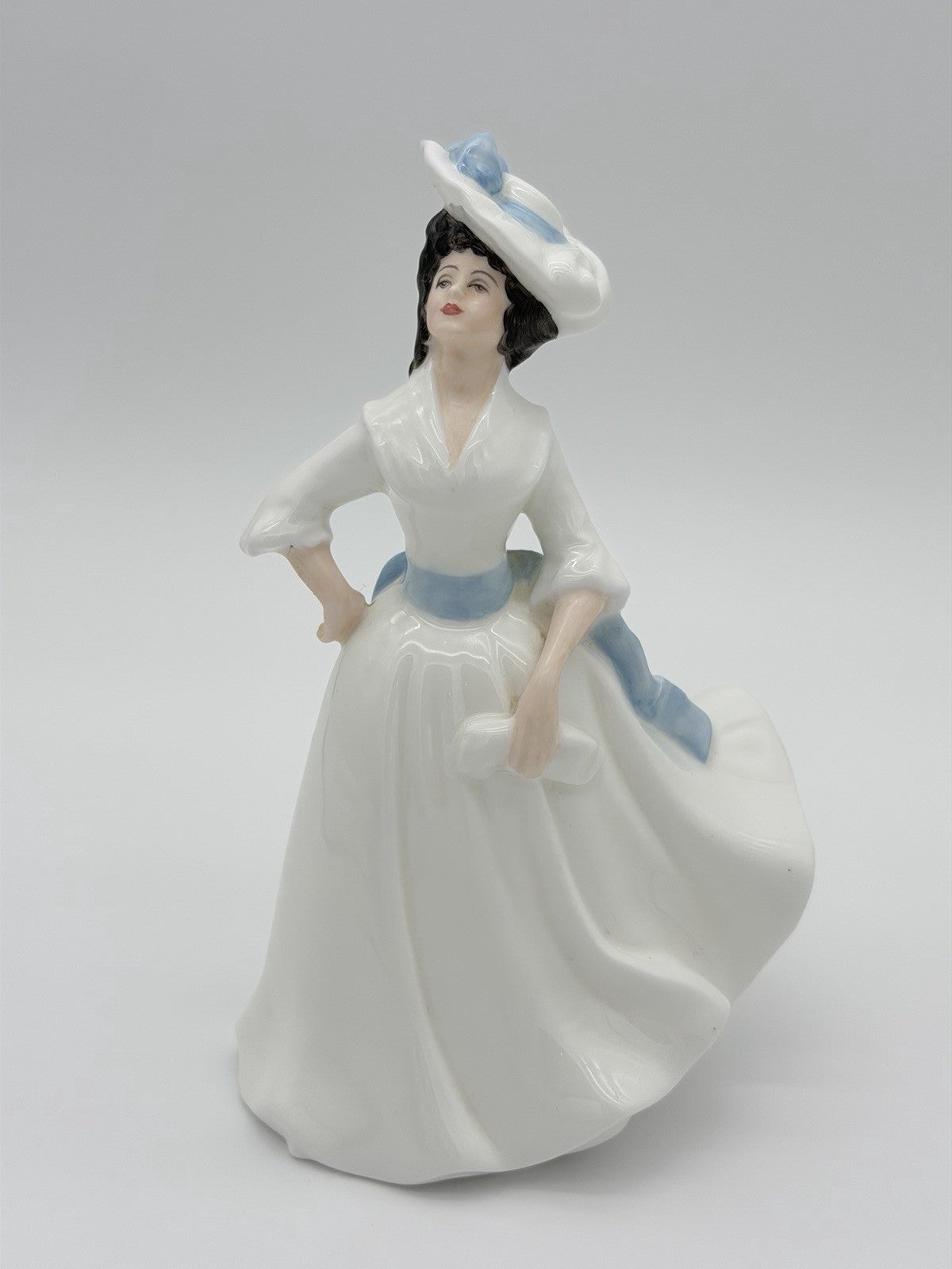 Vintage Royal Doulton Porcelain England Margaret Figurine HN2397 White 7.3”H